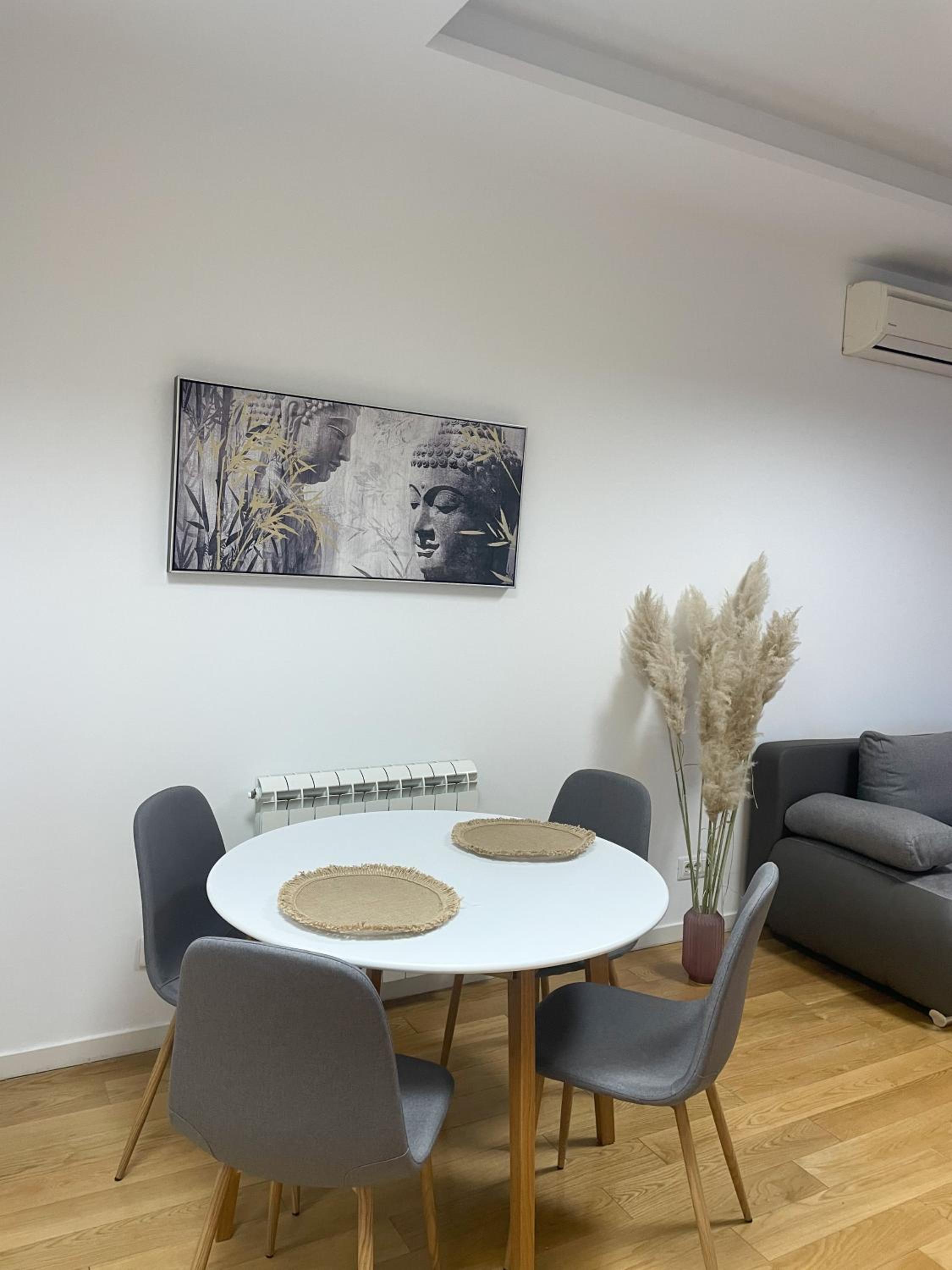 Hedonist-Modern Urban Stay A Blok view 5