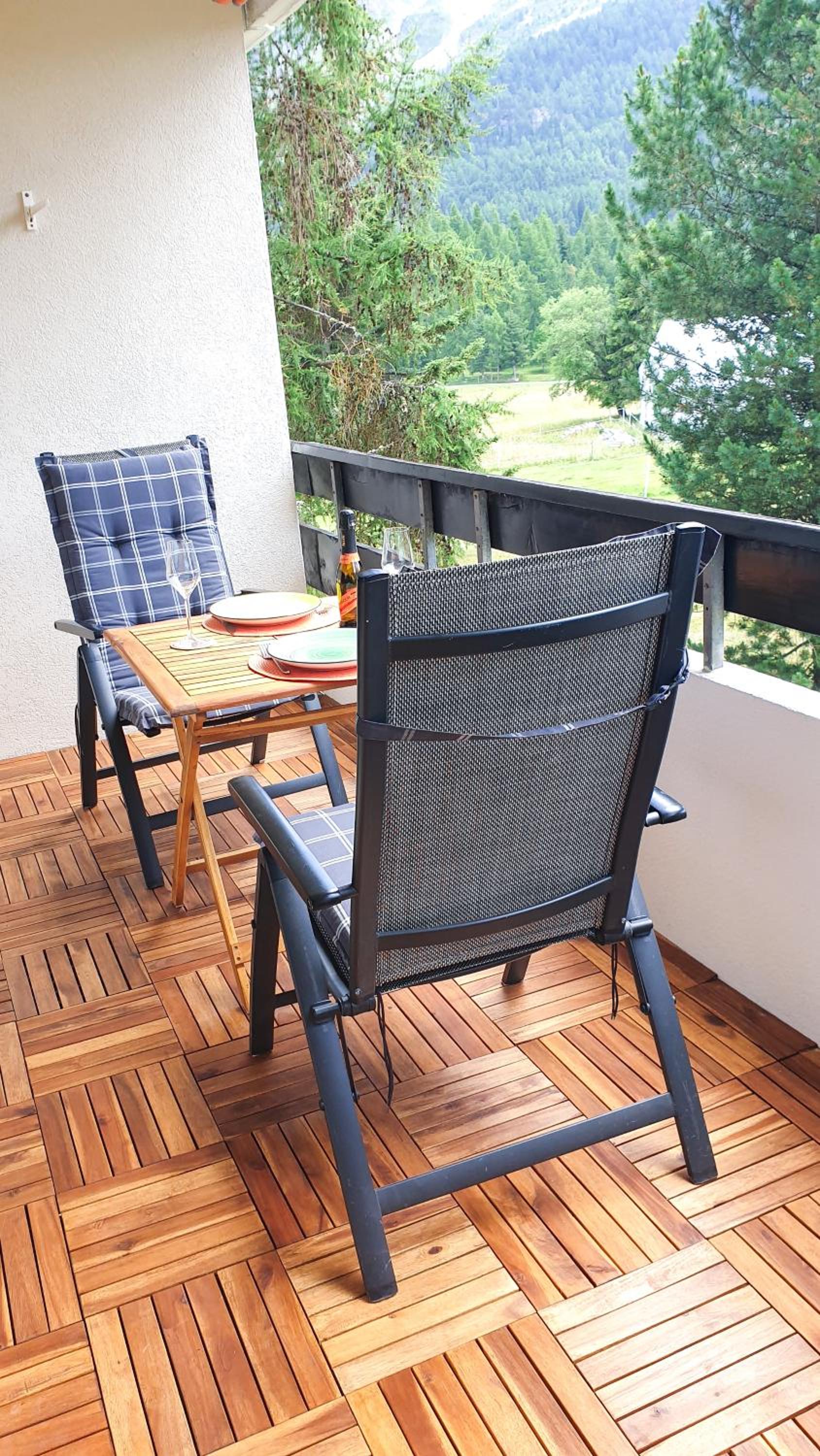 Modernes Alpenstudio mit Bergblick, Pool und Sauna