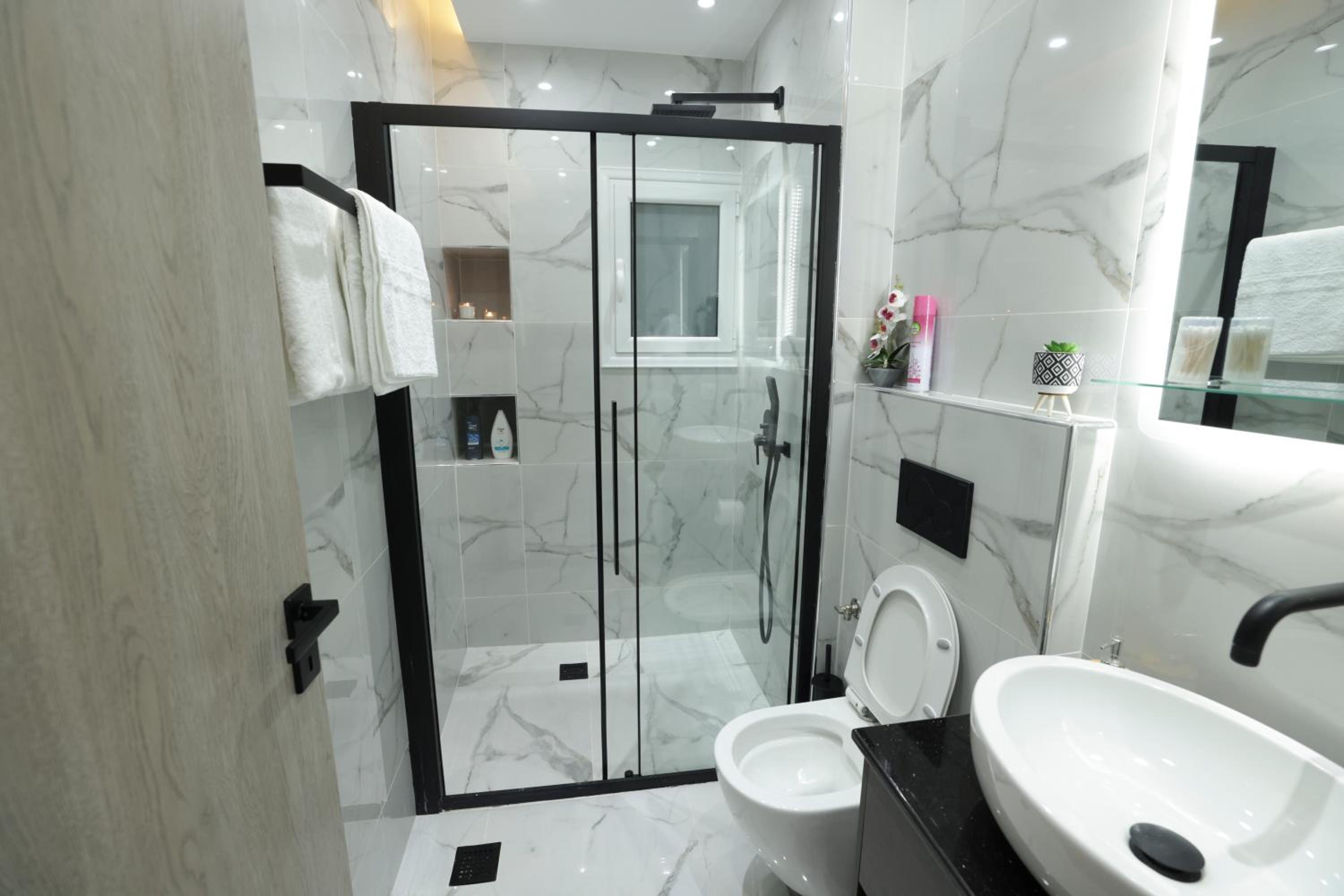 Apollo 2 bd Jacuzzi Suite