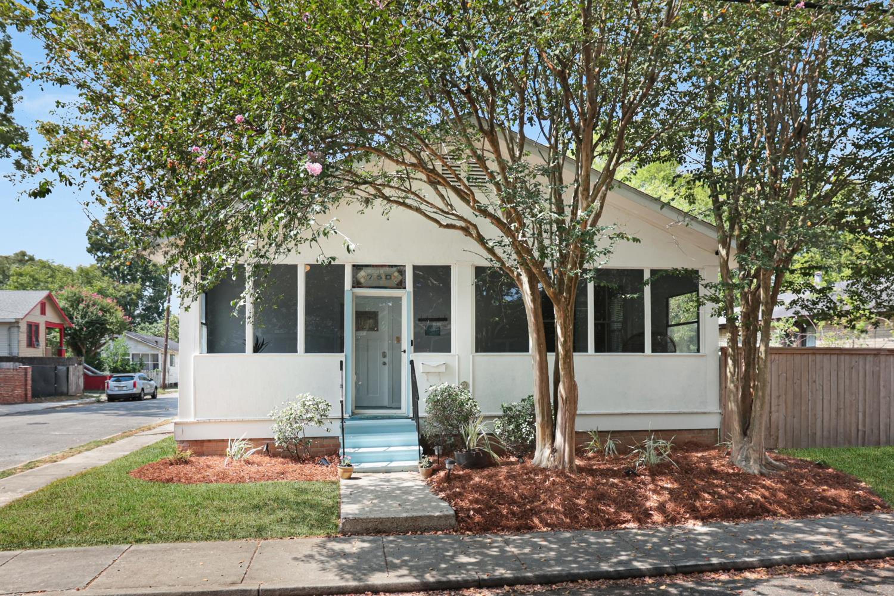 Hotel Redstick Cottage - Image 1