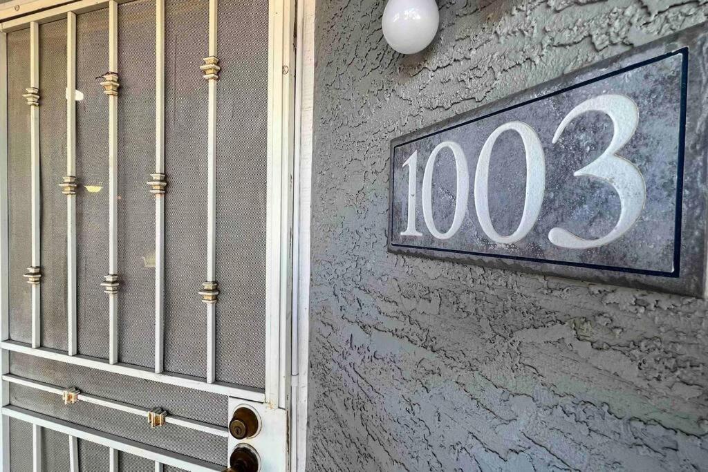 Cozy 3 Bedrooms Town home in Chandler with community pool view 3