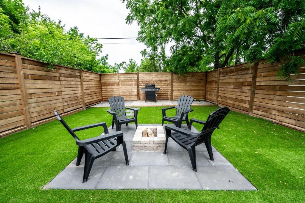 Luxury Stylish Home, Walk to Falls, Fire Pit&More