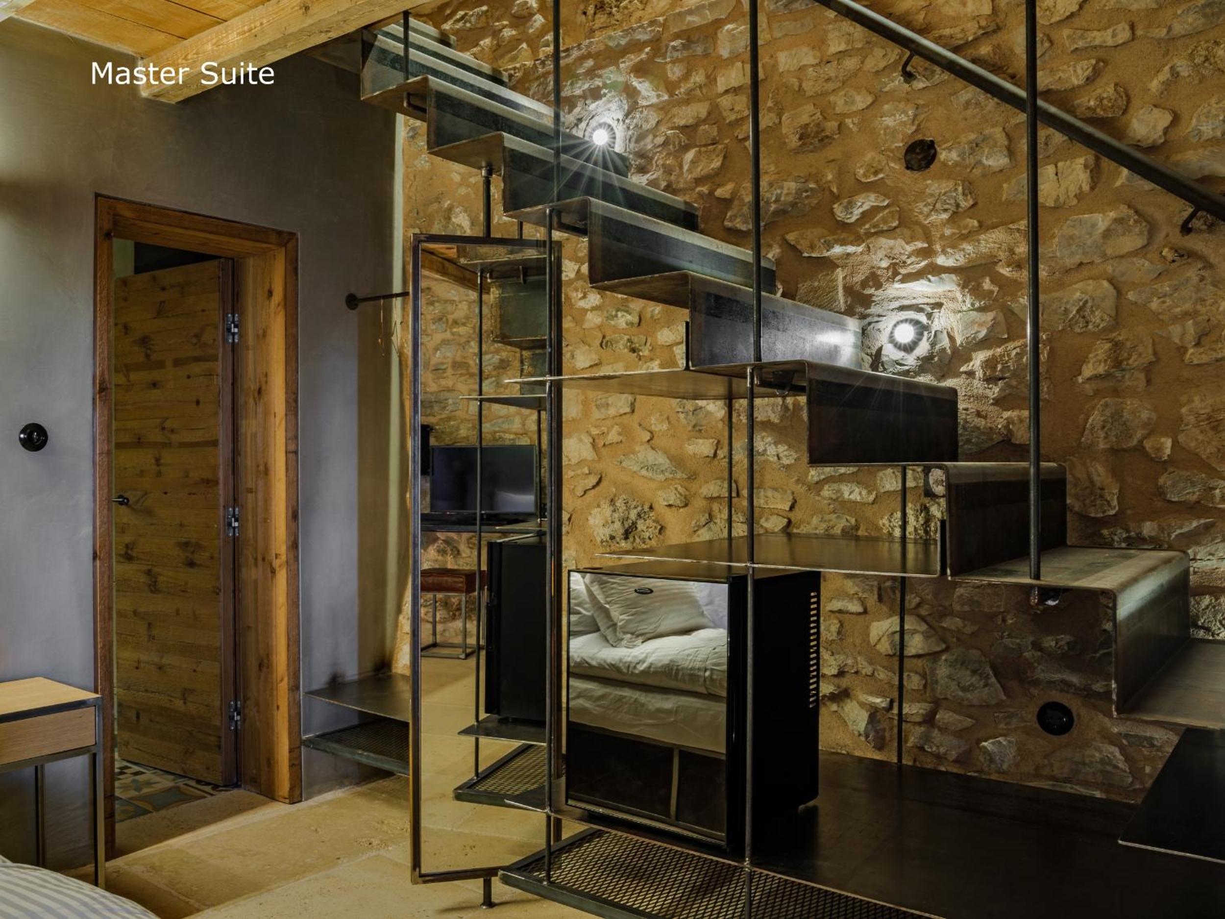 Moreas Peak Lodge photo 5