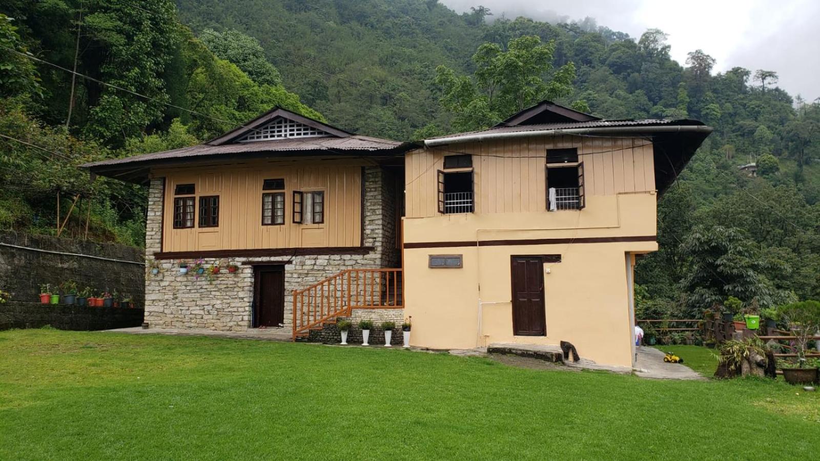 Phamlhakhang Ecohomestay