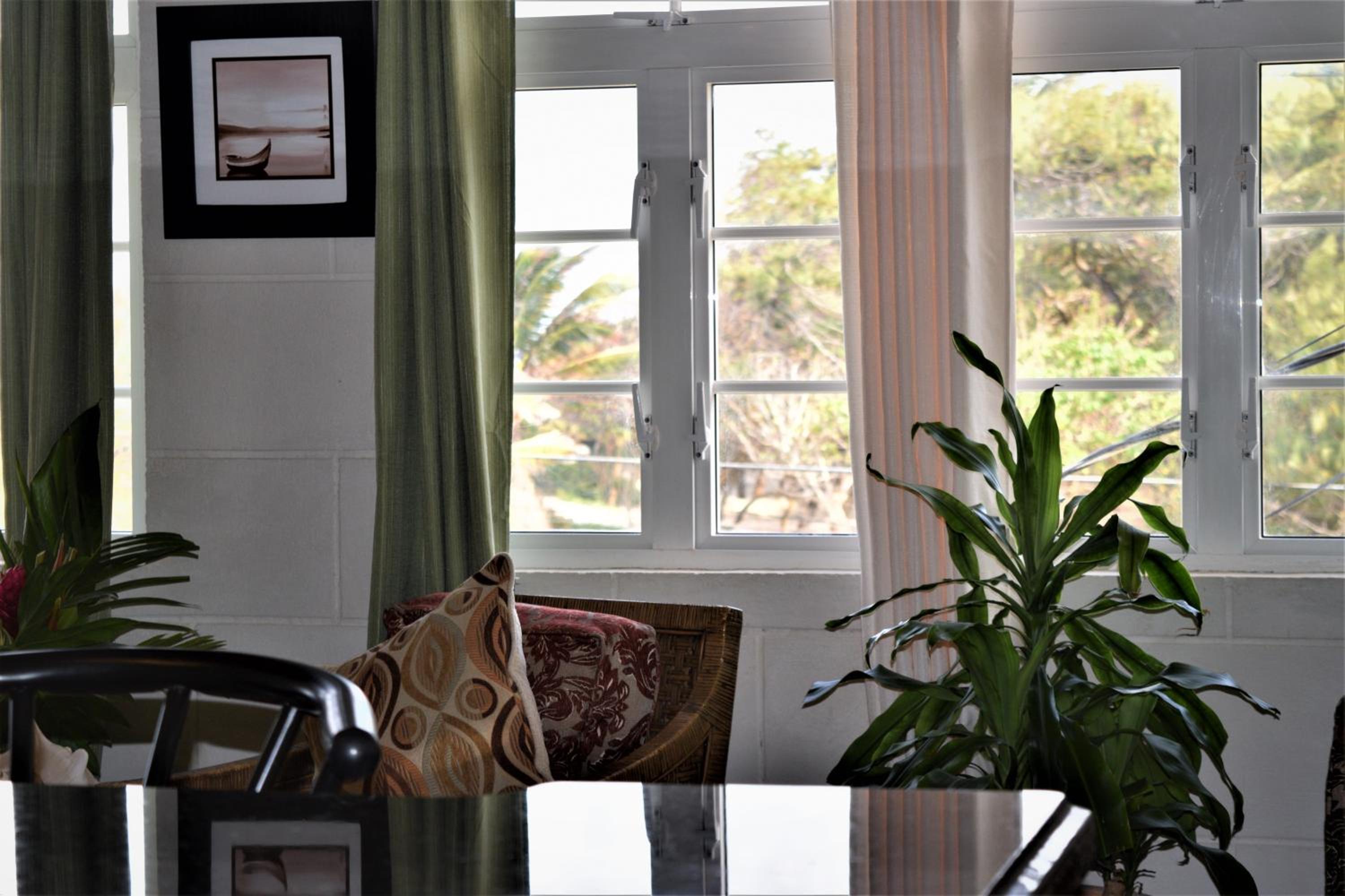 Coconut Walk Beach Apartment