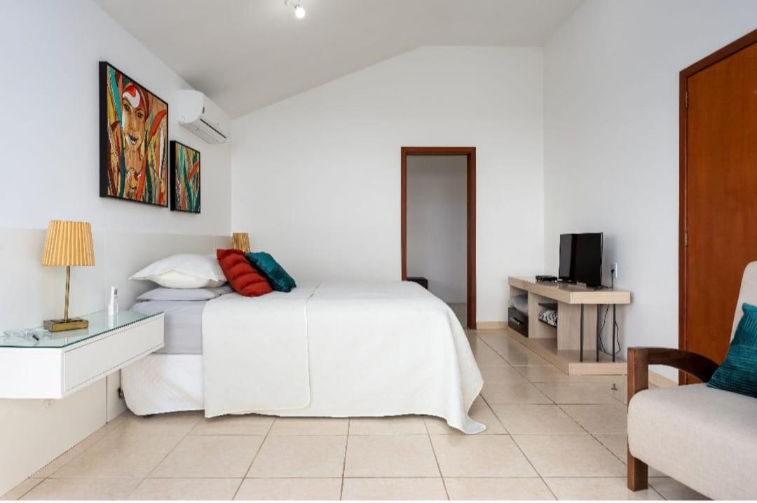 Casa com piscina frente ao mar Praia do Santinho