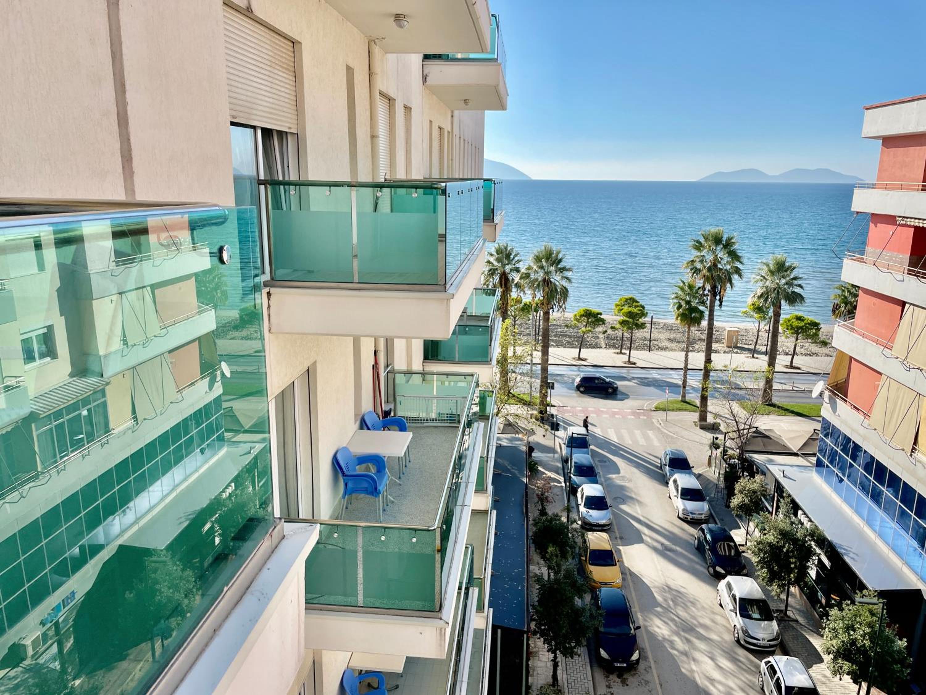 LUXURY SEA SIDE