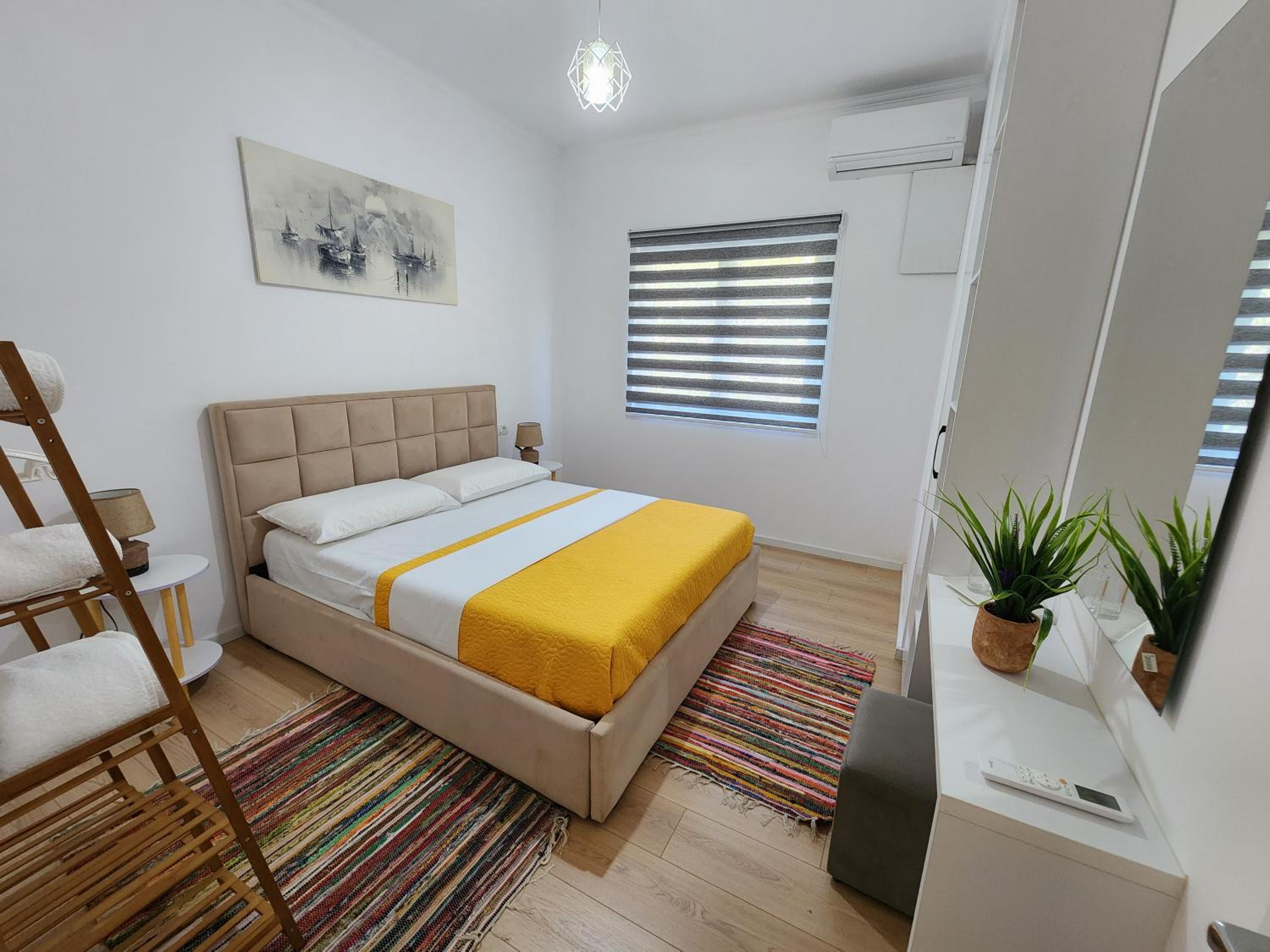 Apartment Sweet 21