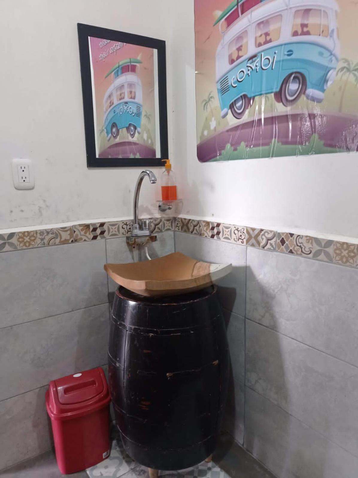 hostal combi