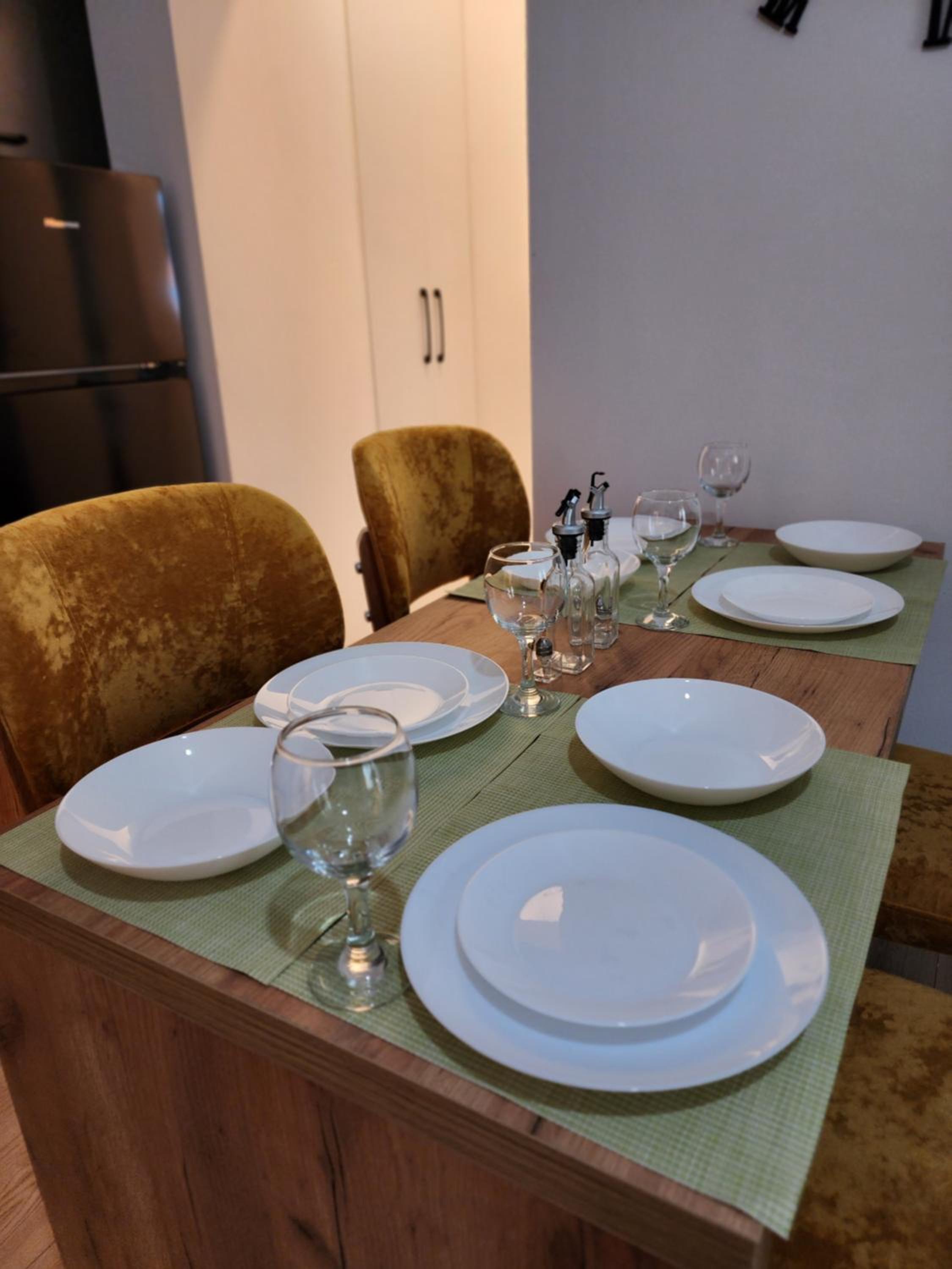 Apartment Sweet 21