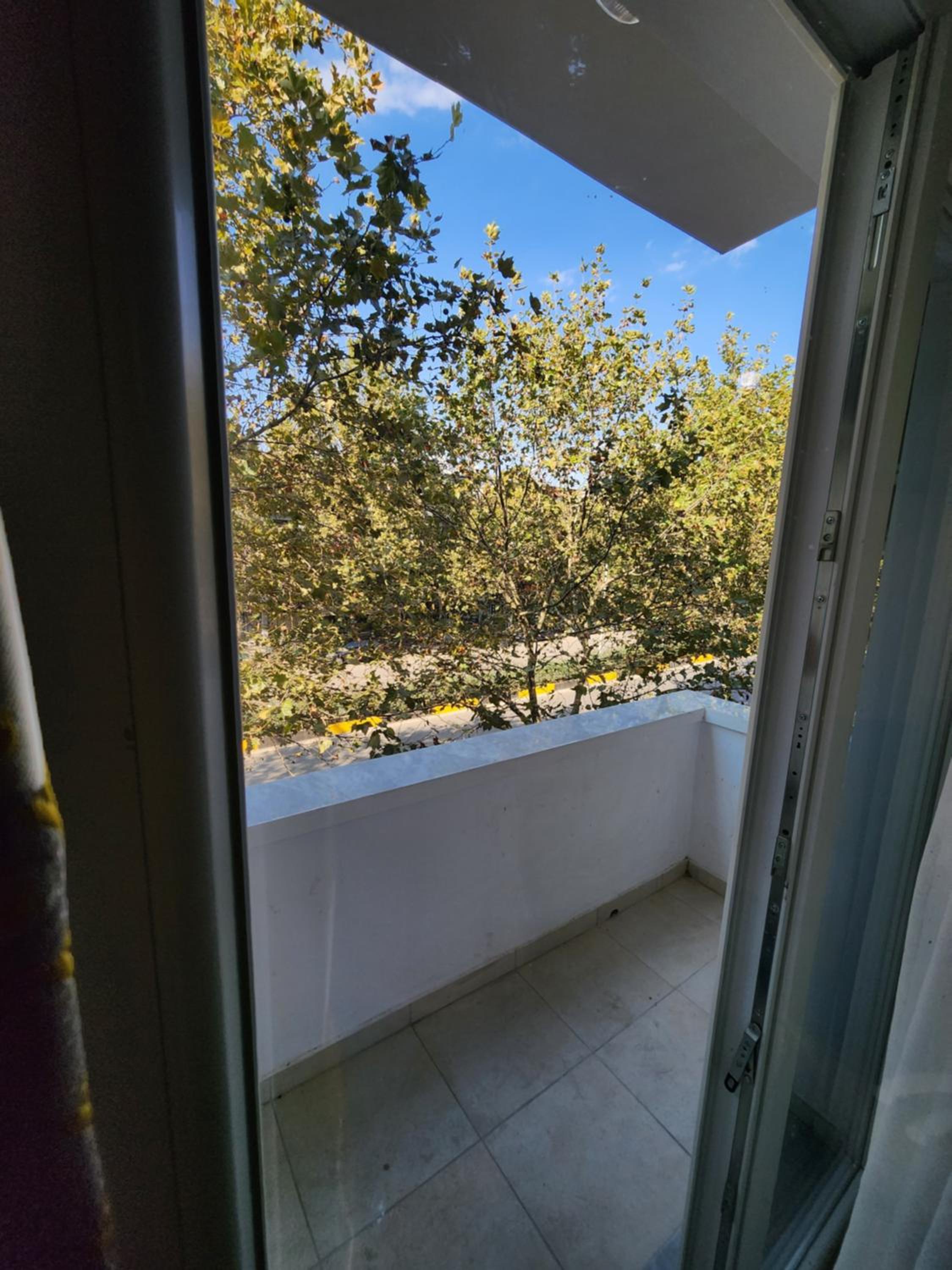 Apartment Sweet 21