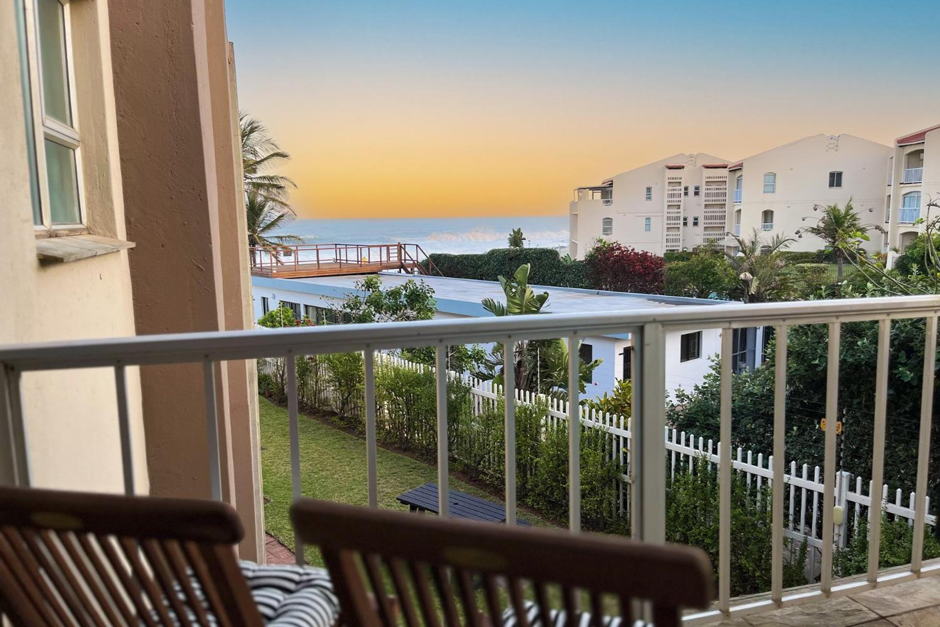 Seaside Stay Beachfront with Backup Inverter