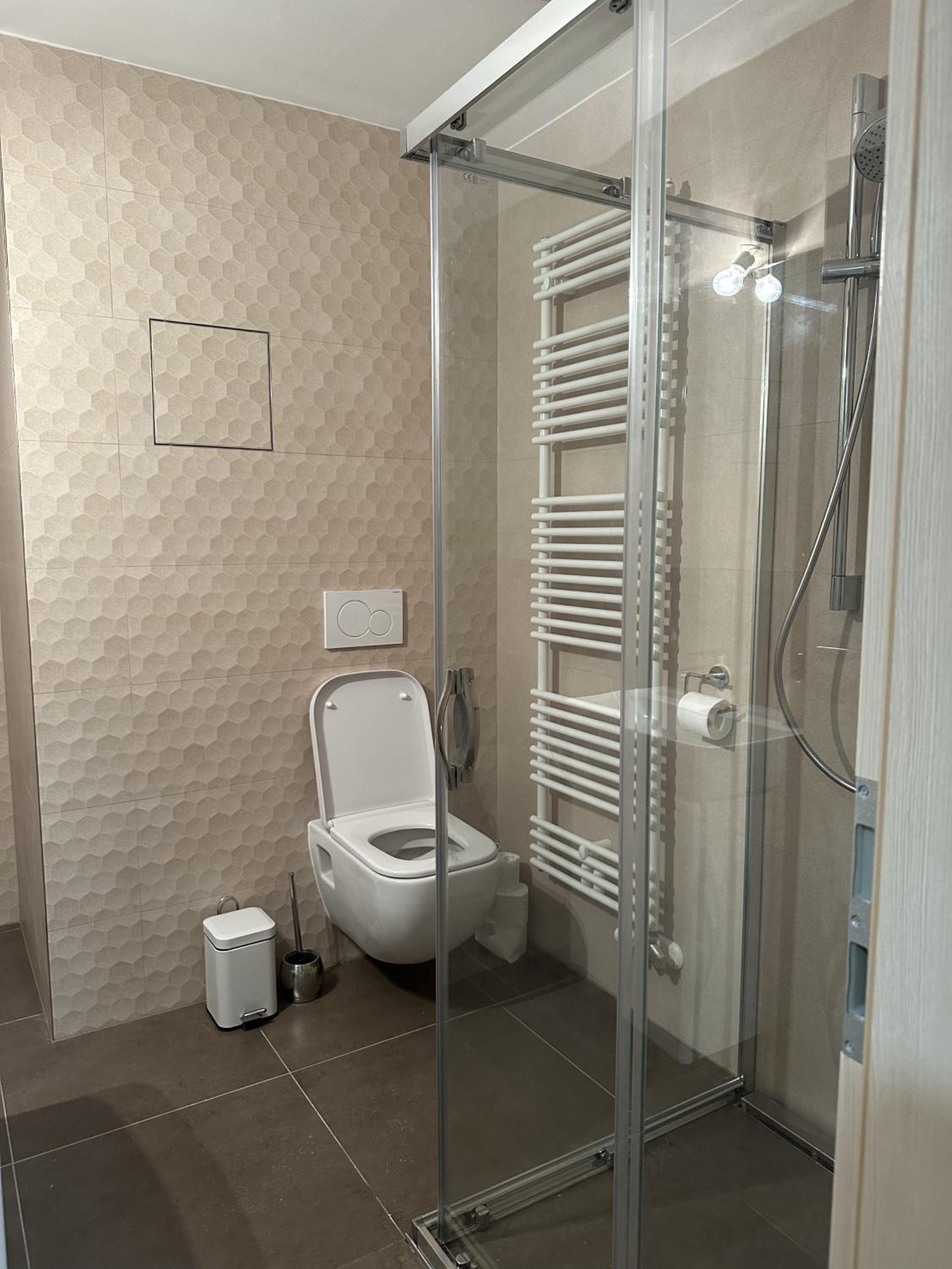 Apartmány Čerňák - Dolňák - 4-6 osob, terasa, dvě parkovací místa