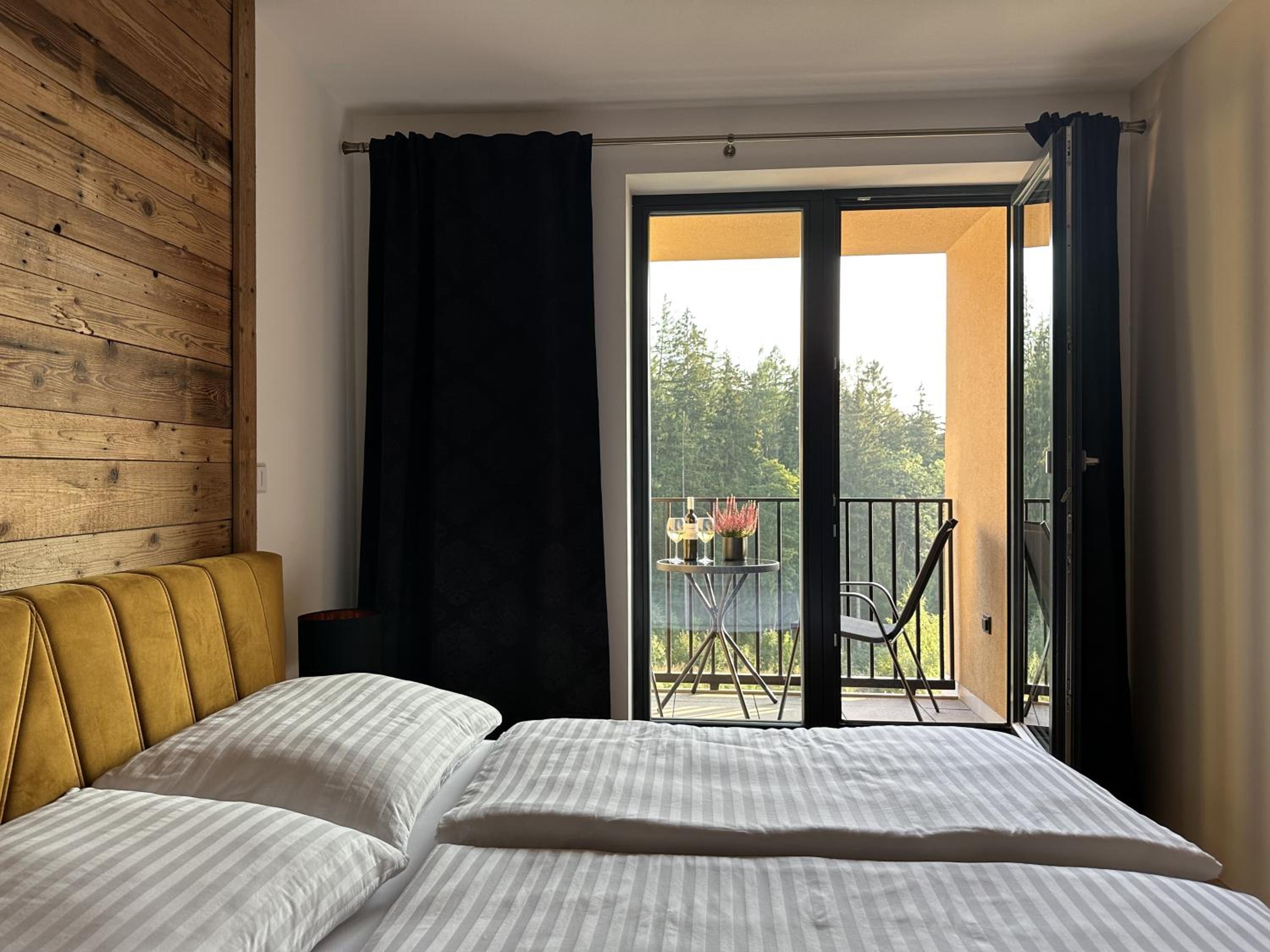 Apartmány Čerňák - Horňák - 4-6 osob, balkon, dvě parkovací místa
