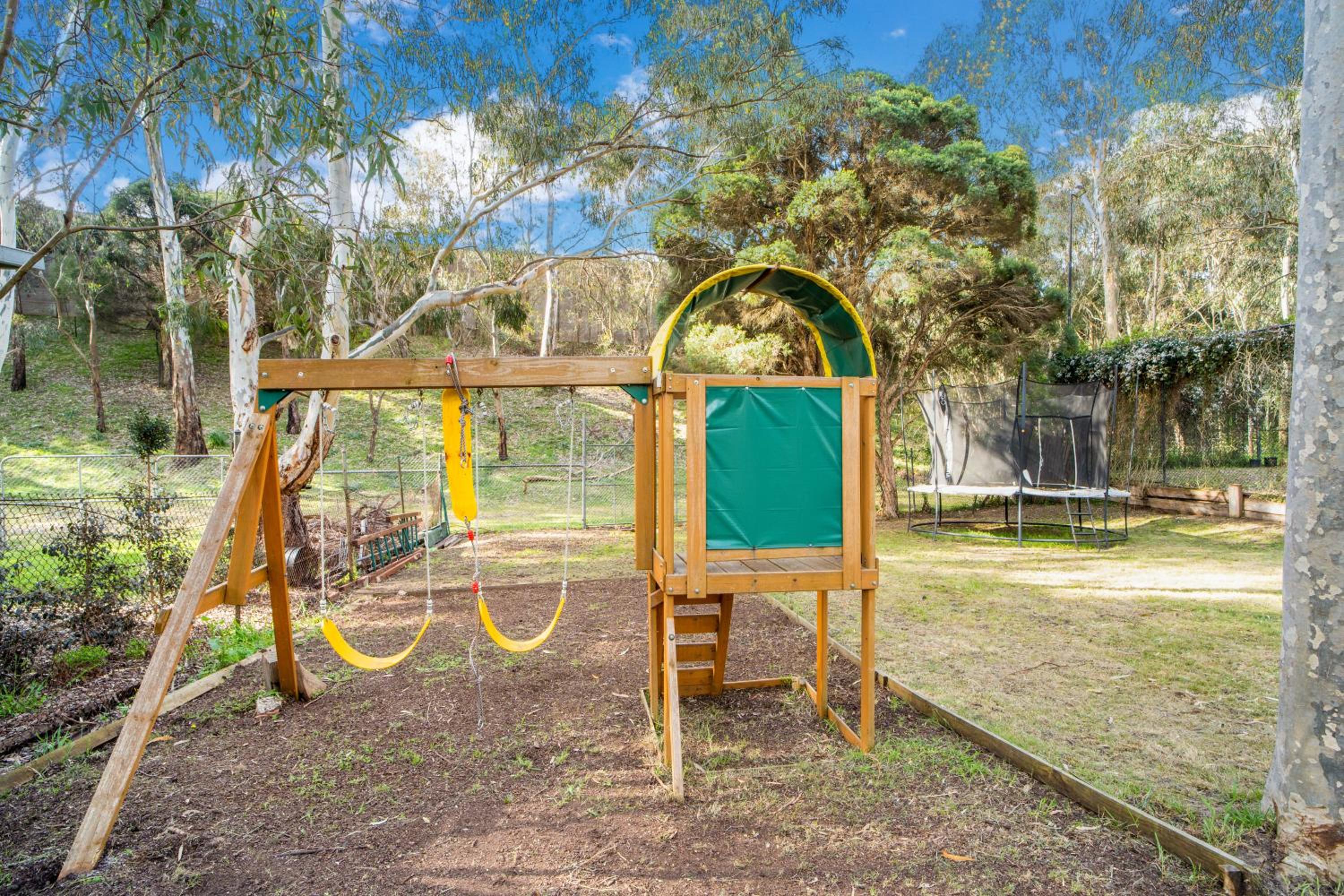 The Panoramic Tree View Home in Melbourne City