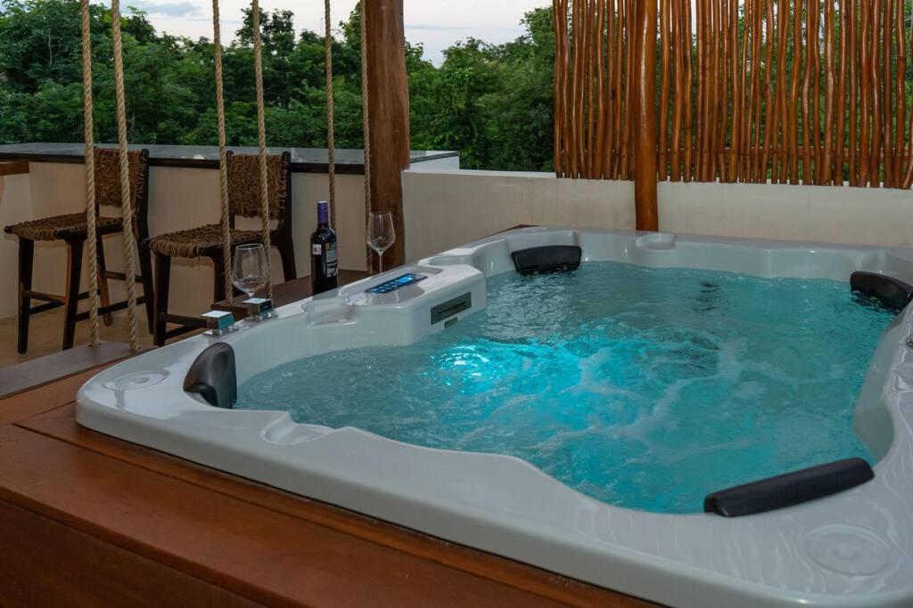 Jacuzzi, Premium Villa Hype - Private Pool & Near the Beach view 3