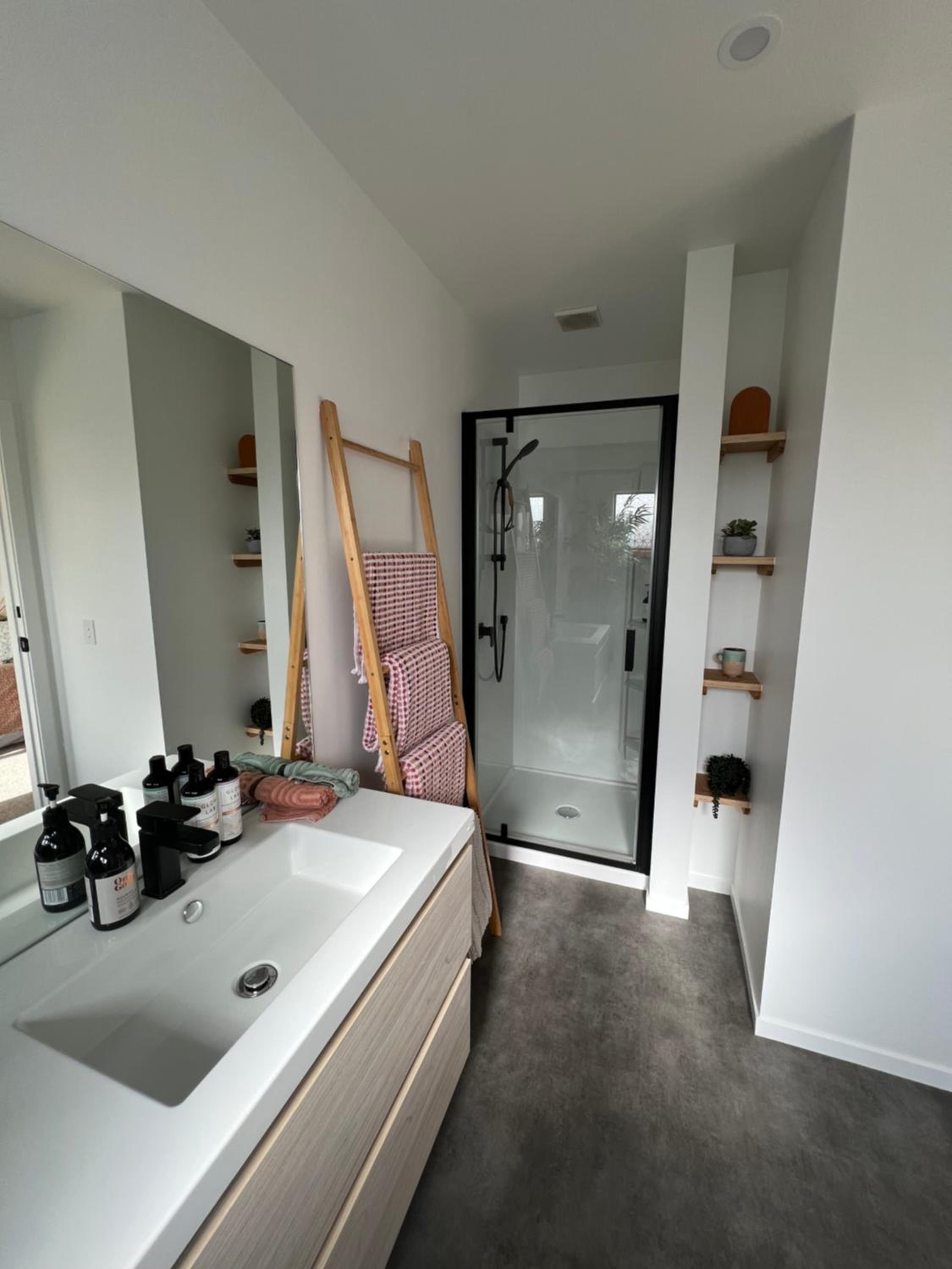 Paradise By The Beach - Sleeps 8 view 3