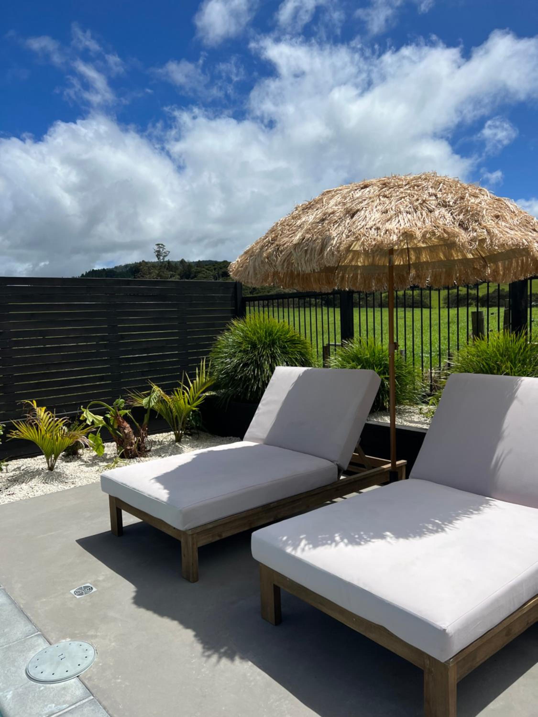 Paradise By The Beach - Sleeps 8 view 4