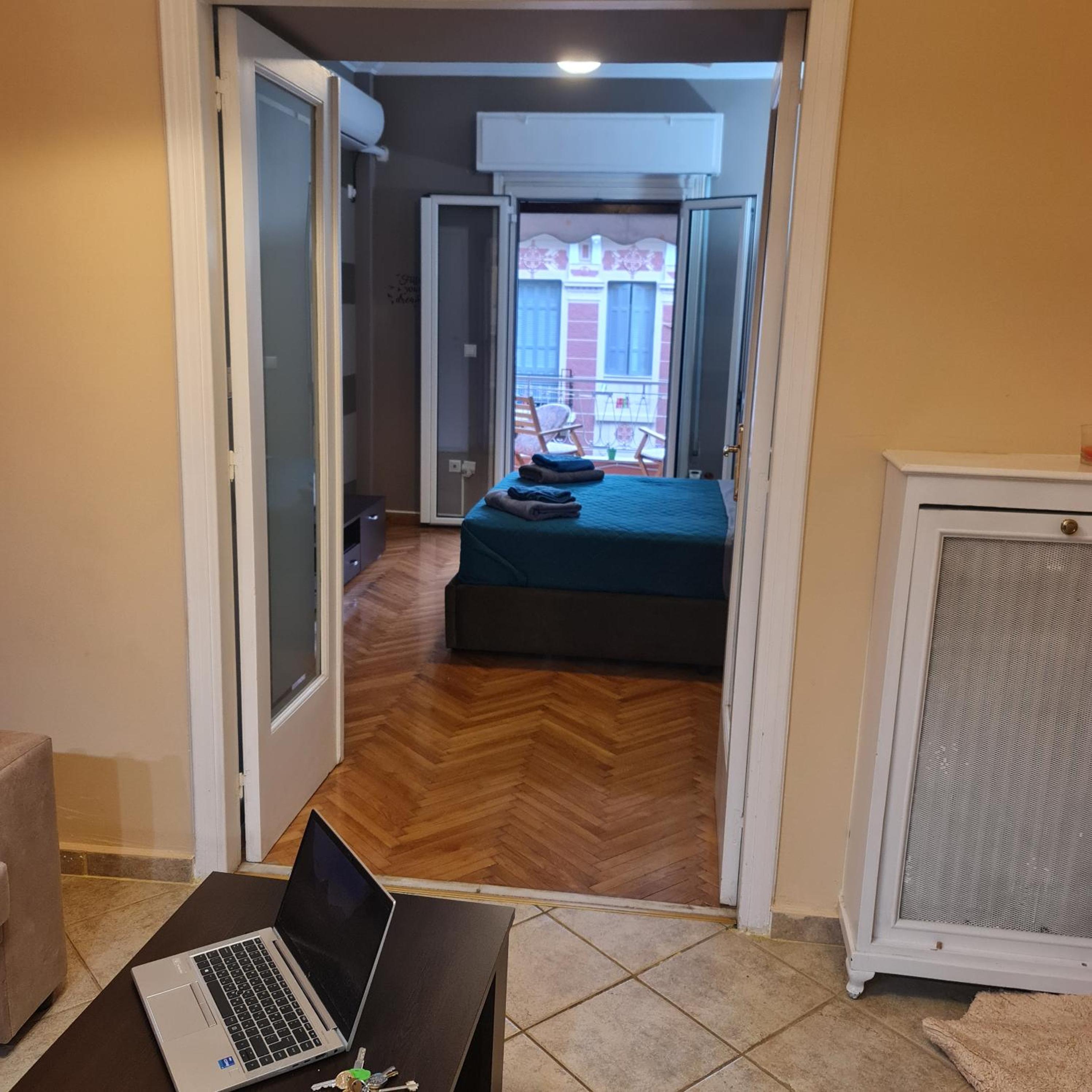 full-apartment-near-Athens-center