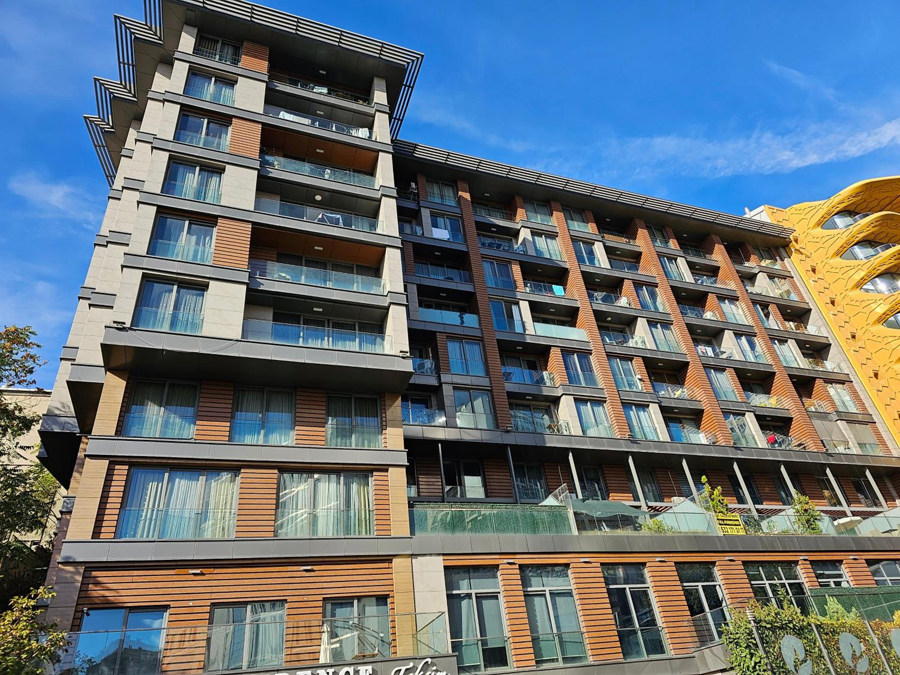 PERFECT RESİDENCE TAKSİM, 2 BEDROOM, POOL, Gym, Sauna