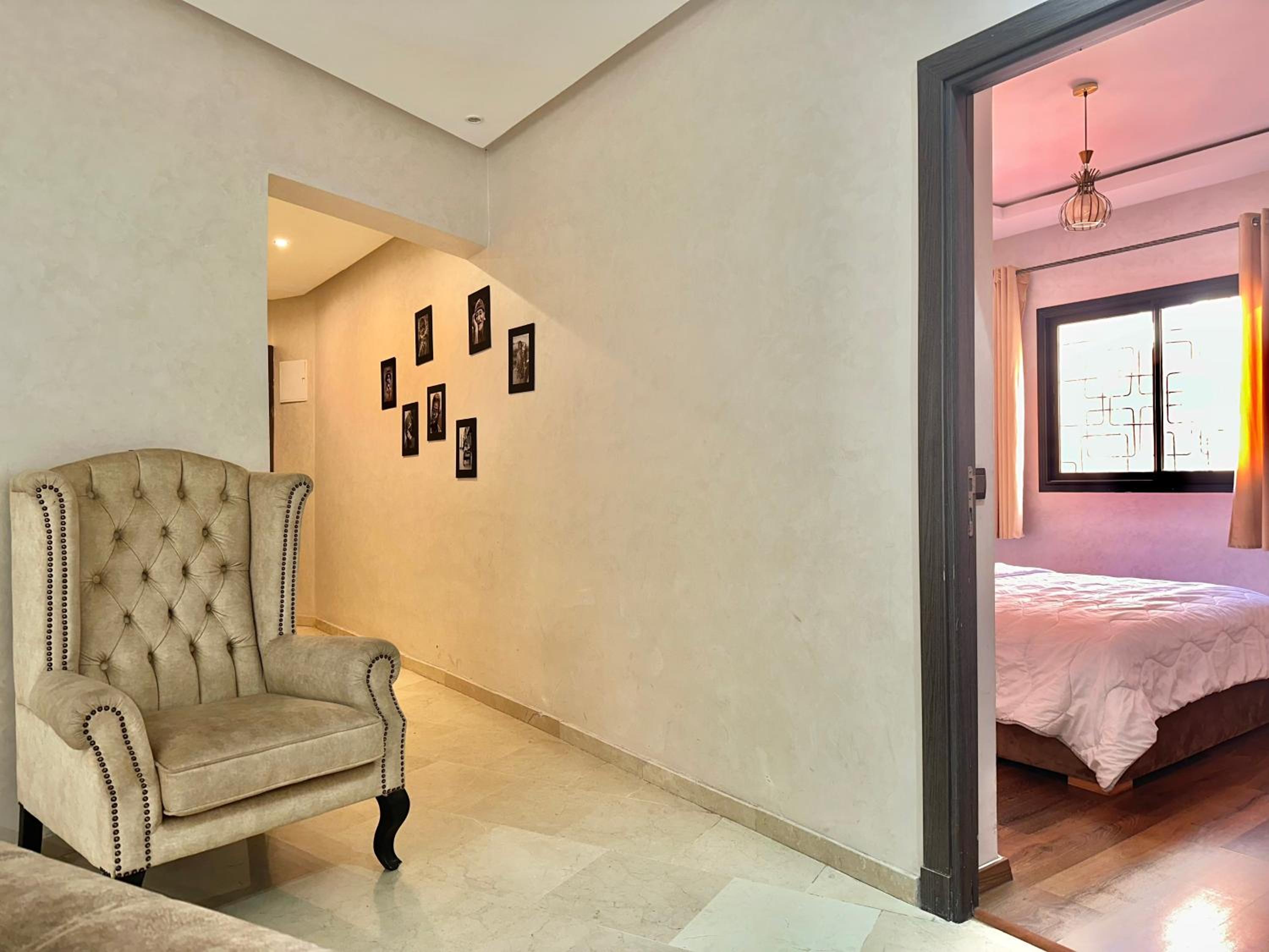 Modern 3-Bedroom apartment with Balcony-Central Gueliz Marrakech