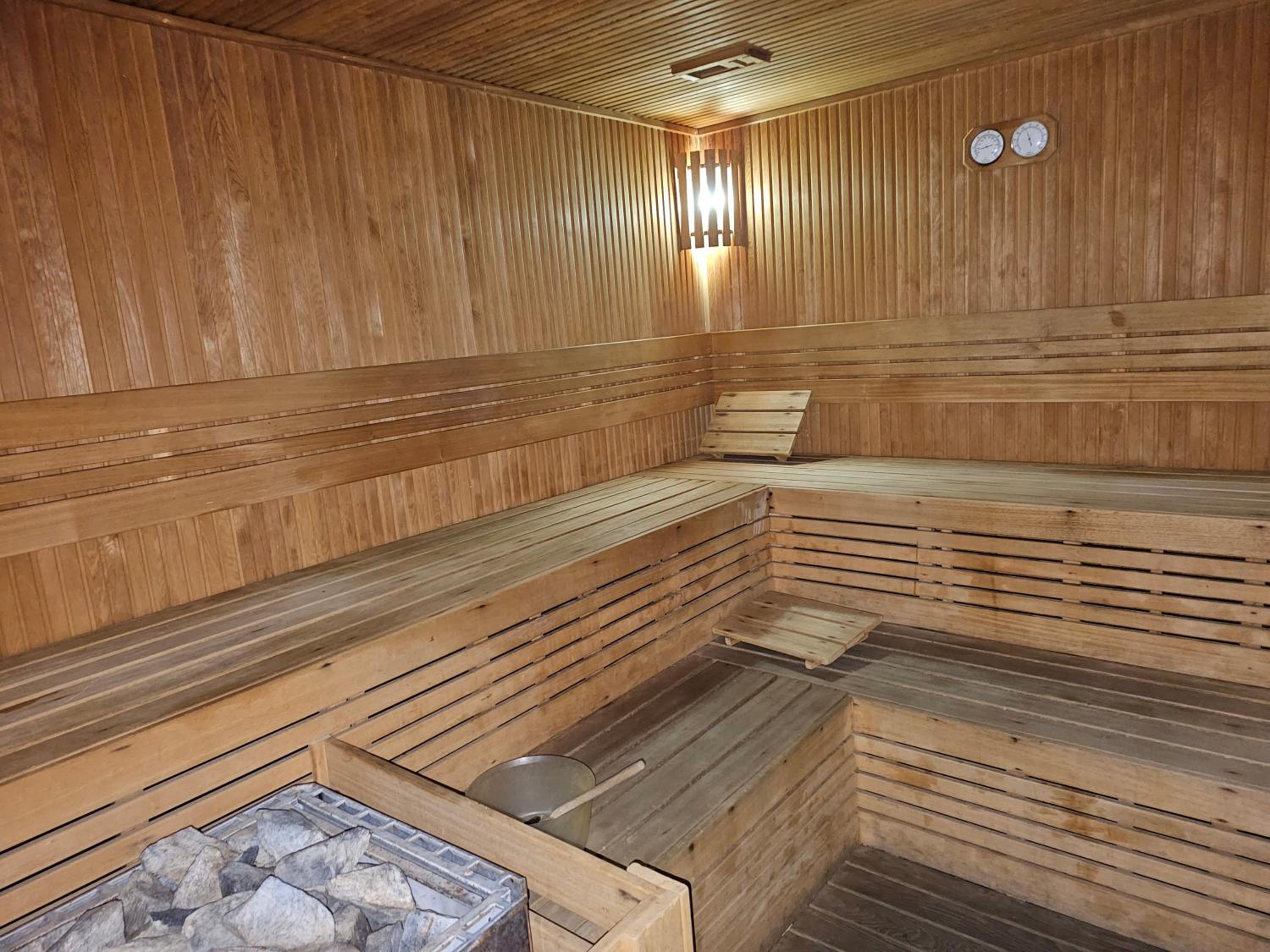 Taksim Square Residence, Two bedrooms, pool sauna gym