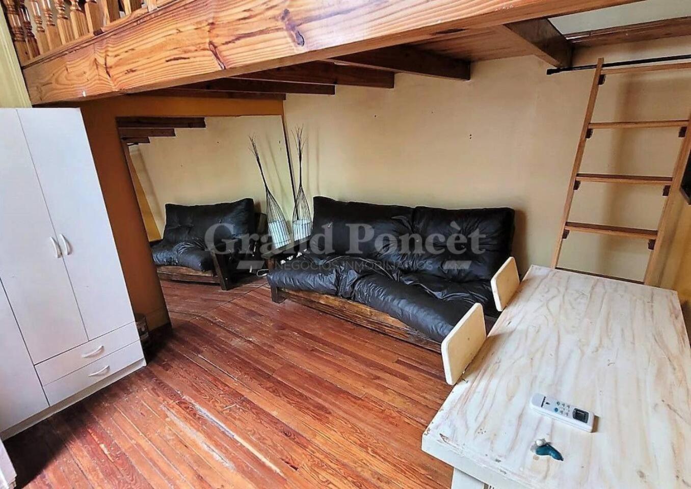 Bohemian San Telmo for large groups and families spacious and comfy apt for your Perfect Stay , ATENCIÓN PRECIO DE RESERVA EN DOLARES O PESOS DOLAR BLUE