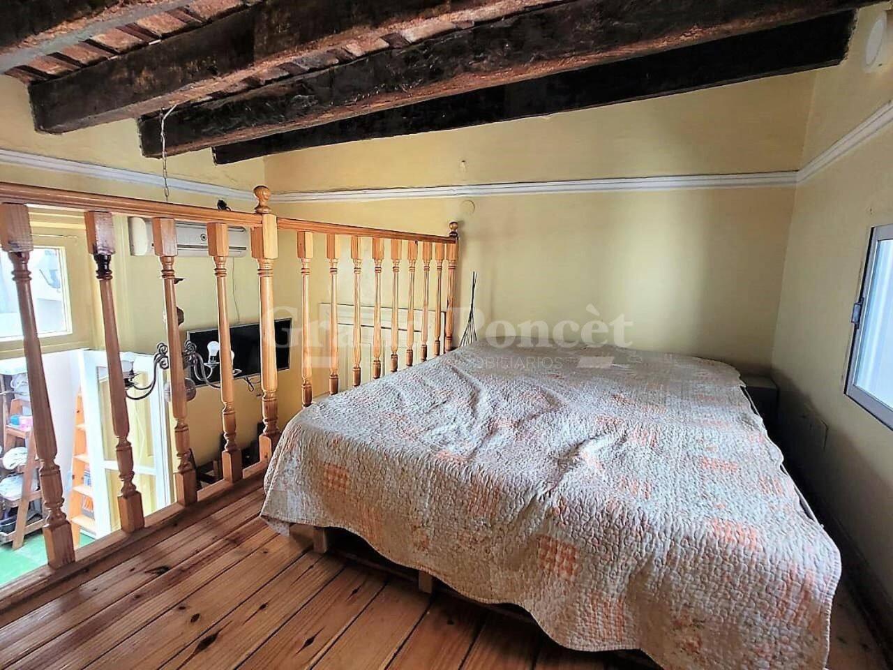 Bohemian San Telmo for large groups and families spacious and comfy apt for your Perfect Stay , ATENCIÓN PRECIO DE RESERVA EN DOLARES O PESOS DOLAR BLUE