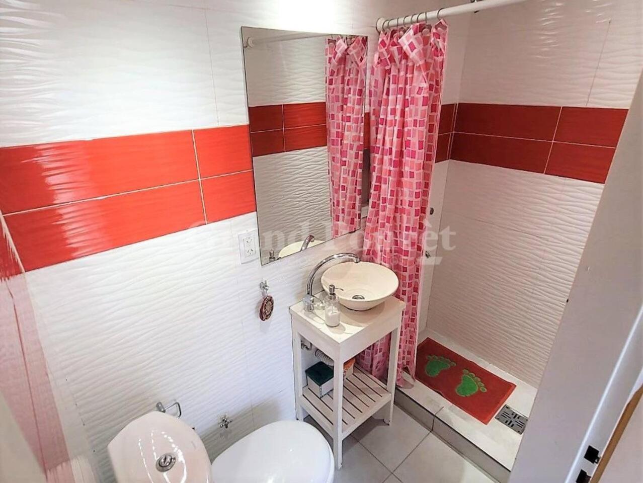 Bohemian San Telmo for large groups and families spacious and comfy apt for your Perfect Stay , ATENCIÓN PRECIO DE RESERVA EN DOLARES O PESOS DOLAR BLUE