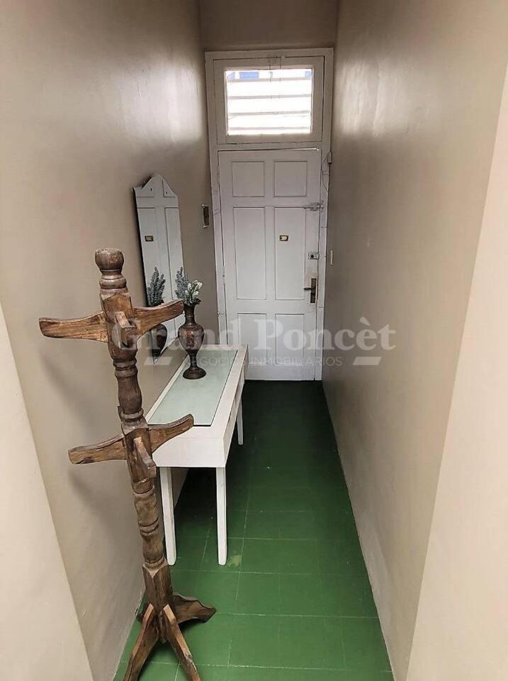 Bohemian San Telmo for large groups and families spacious and comfy apt for your Perfect Stay , ATENCIÓN PRECIO DE RESERVA EN DOLARES O PESOS DOLAR BLUE