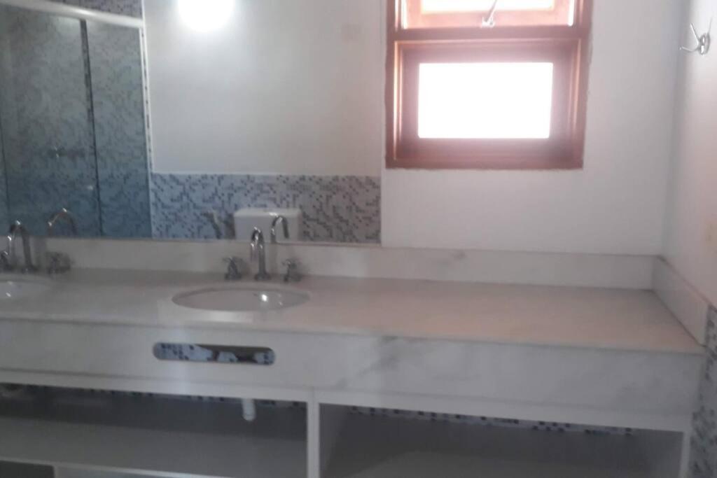 Casa Independente com 7 suítes p até 20 pessoas