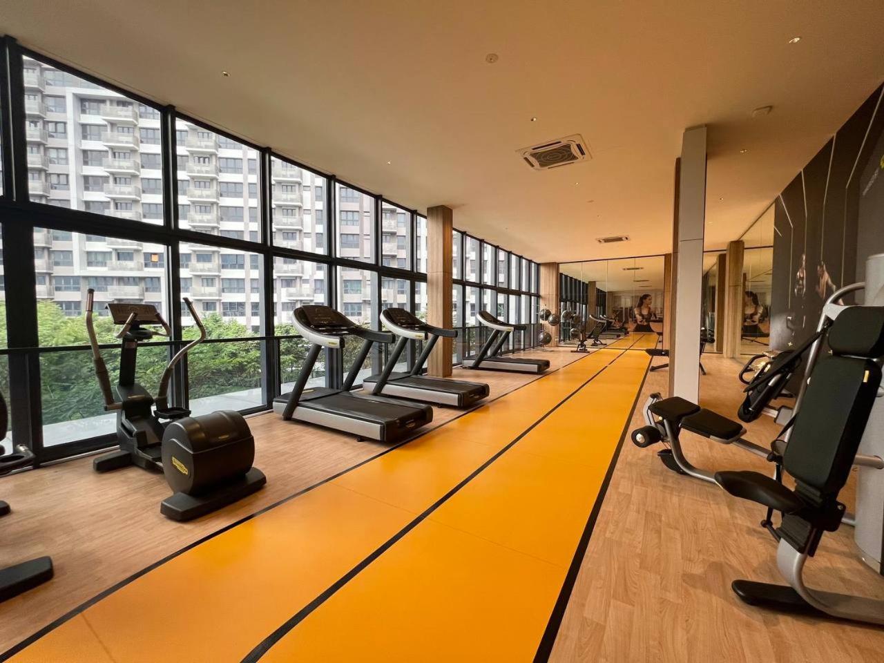 13 PAX Bukit Bintang KLCC Sunway Velocity MRT LRT