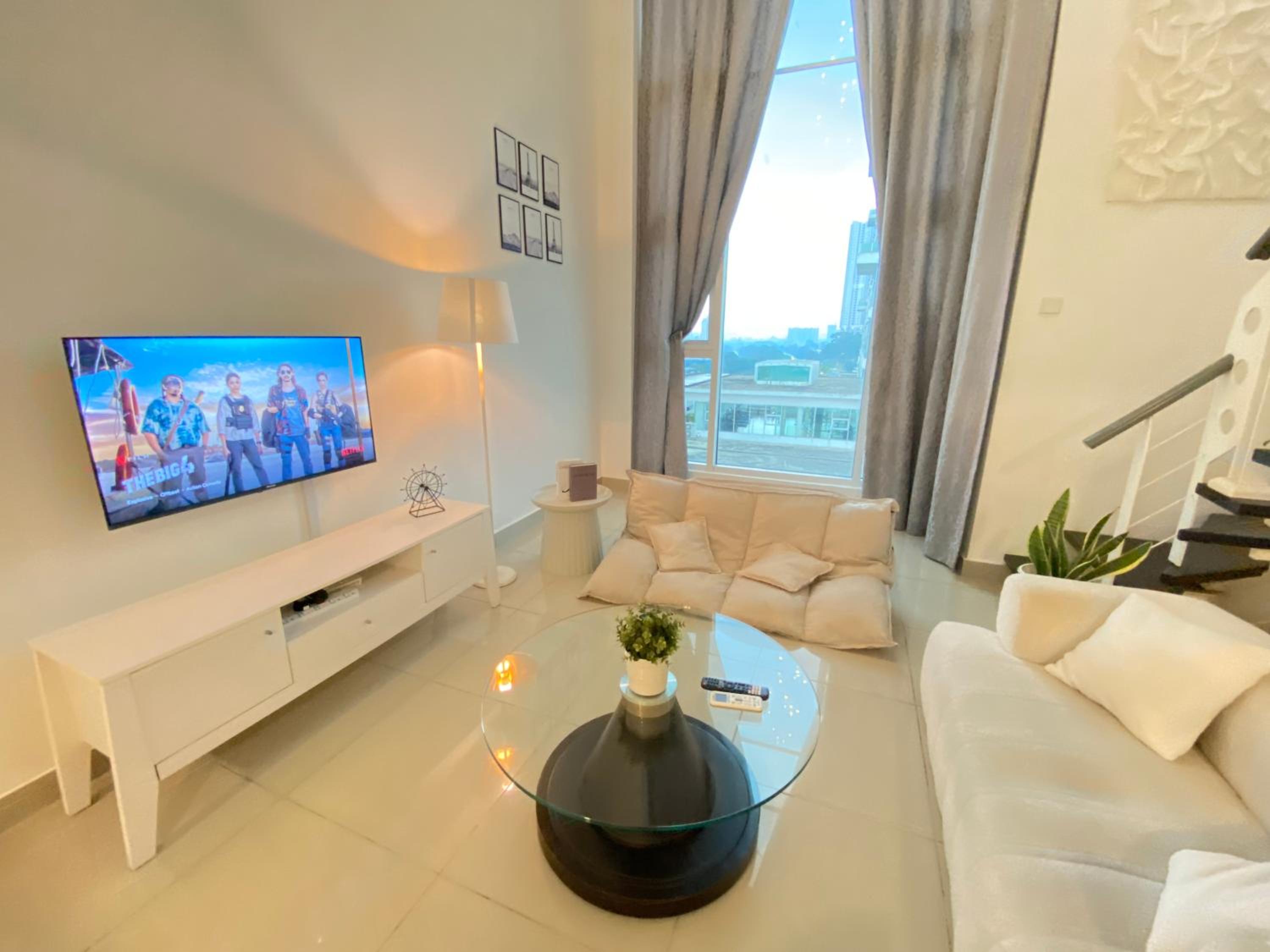 Loft Duplex Suite Kuala Lumpur Nr Midvalley 4to6pax