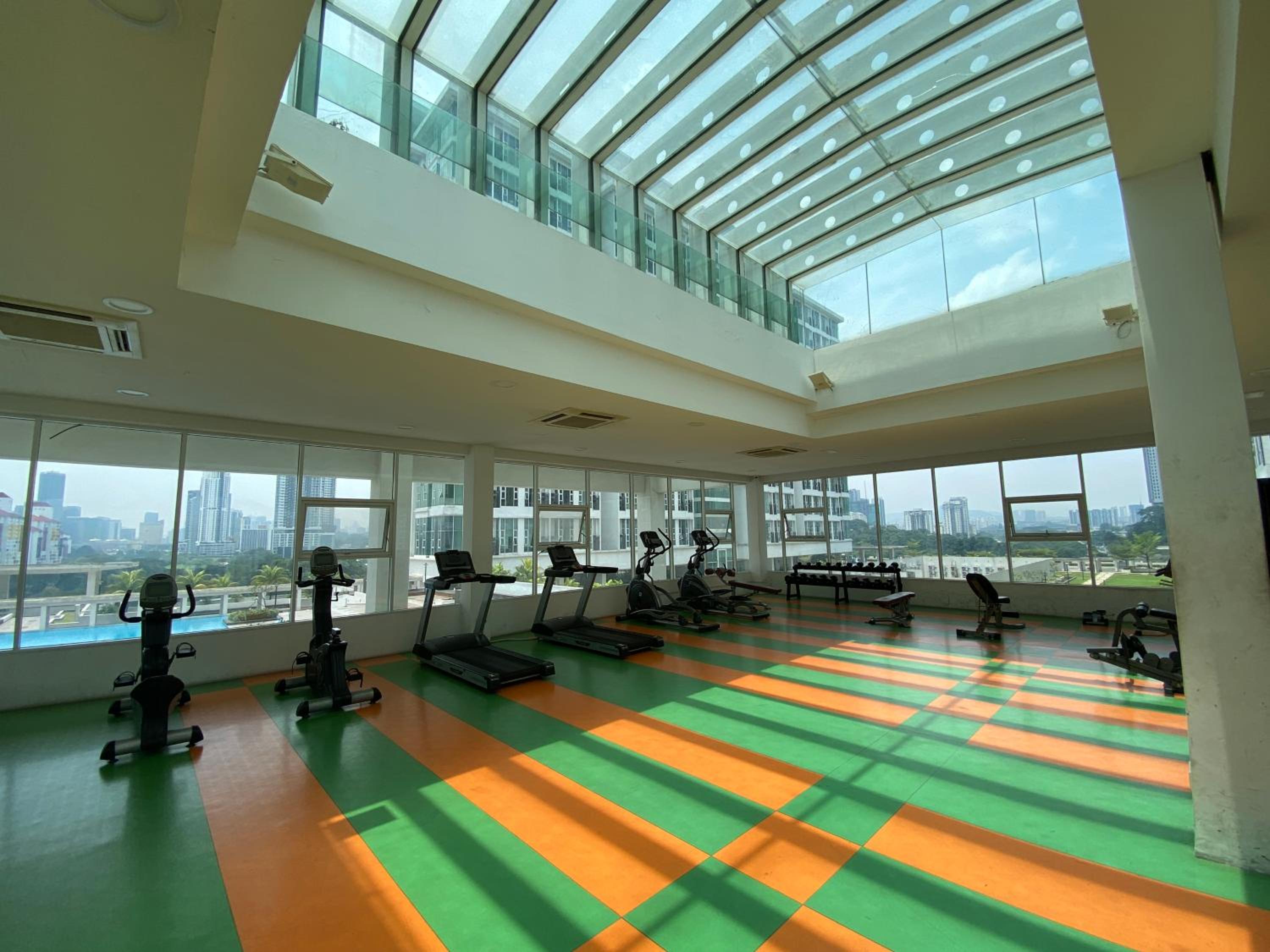 Loft Duplex Suite Kuala Lumpur Nr Midvalley 4to6pax