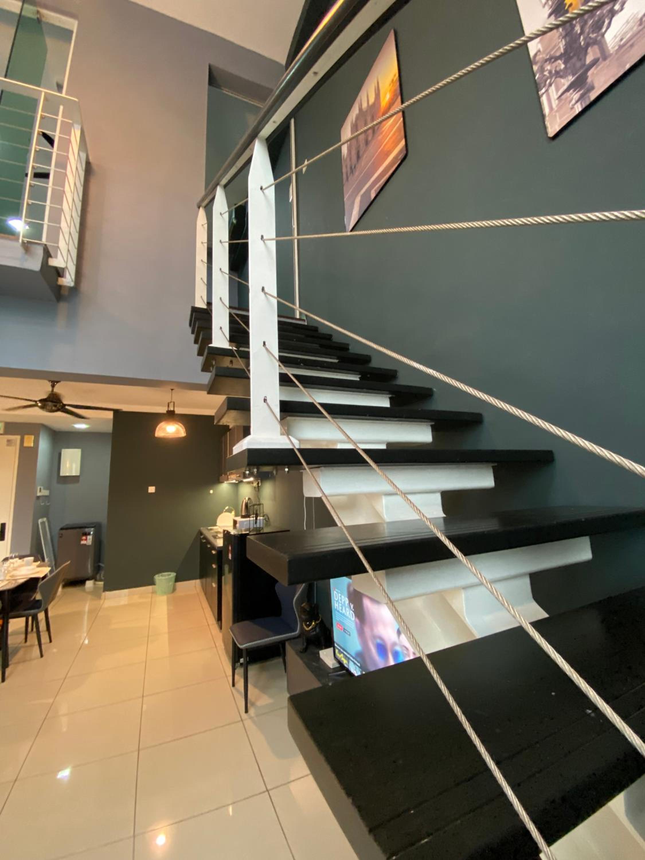 Loft Duplex Suite Kuala Lumpur Nr Midvalley 4to6pax