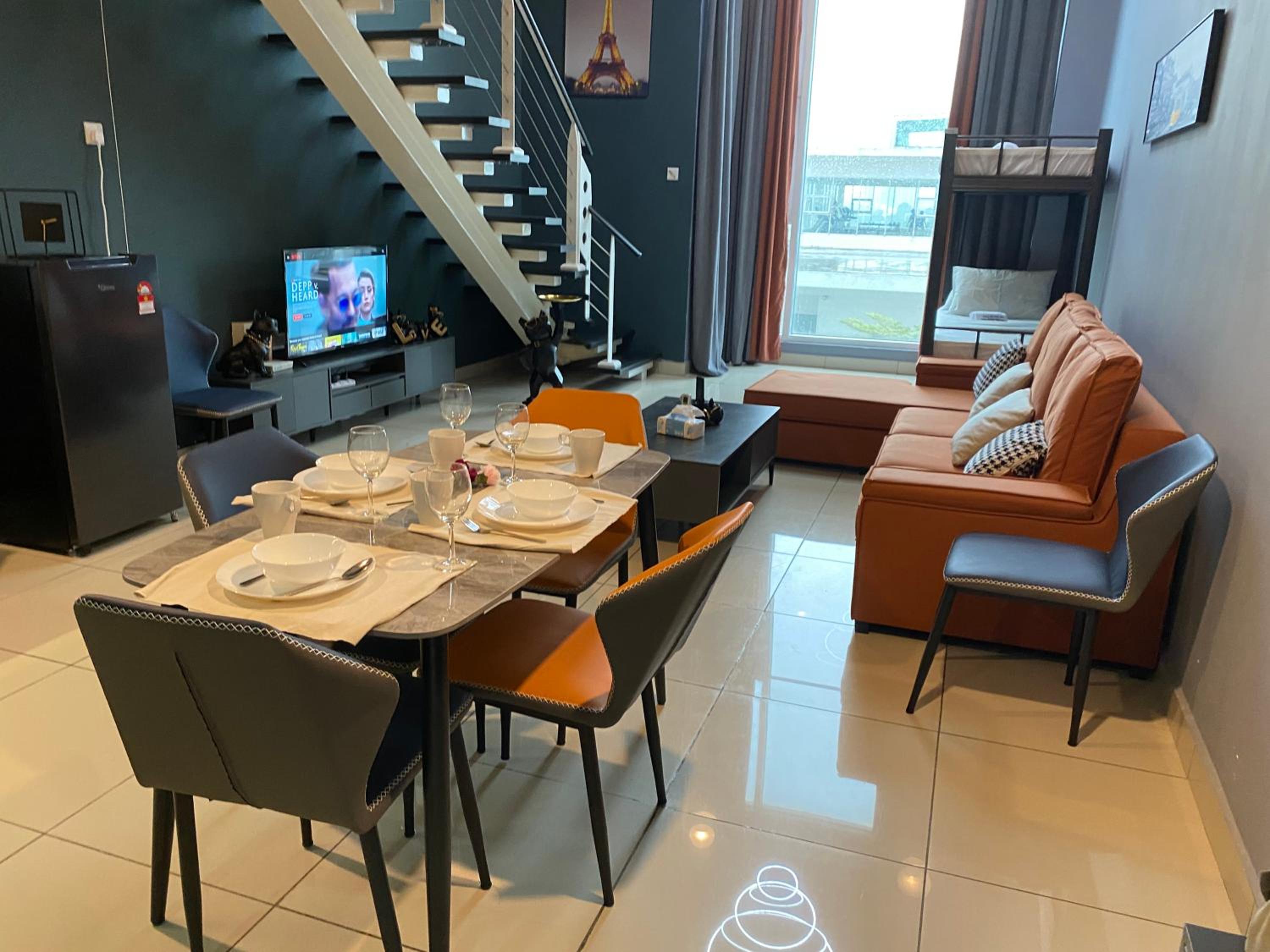 Loft Duplex Suite Kuala Lumpur Nr Midvalley 4to6pax