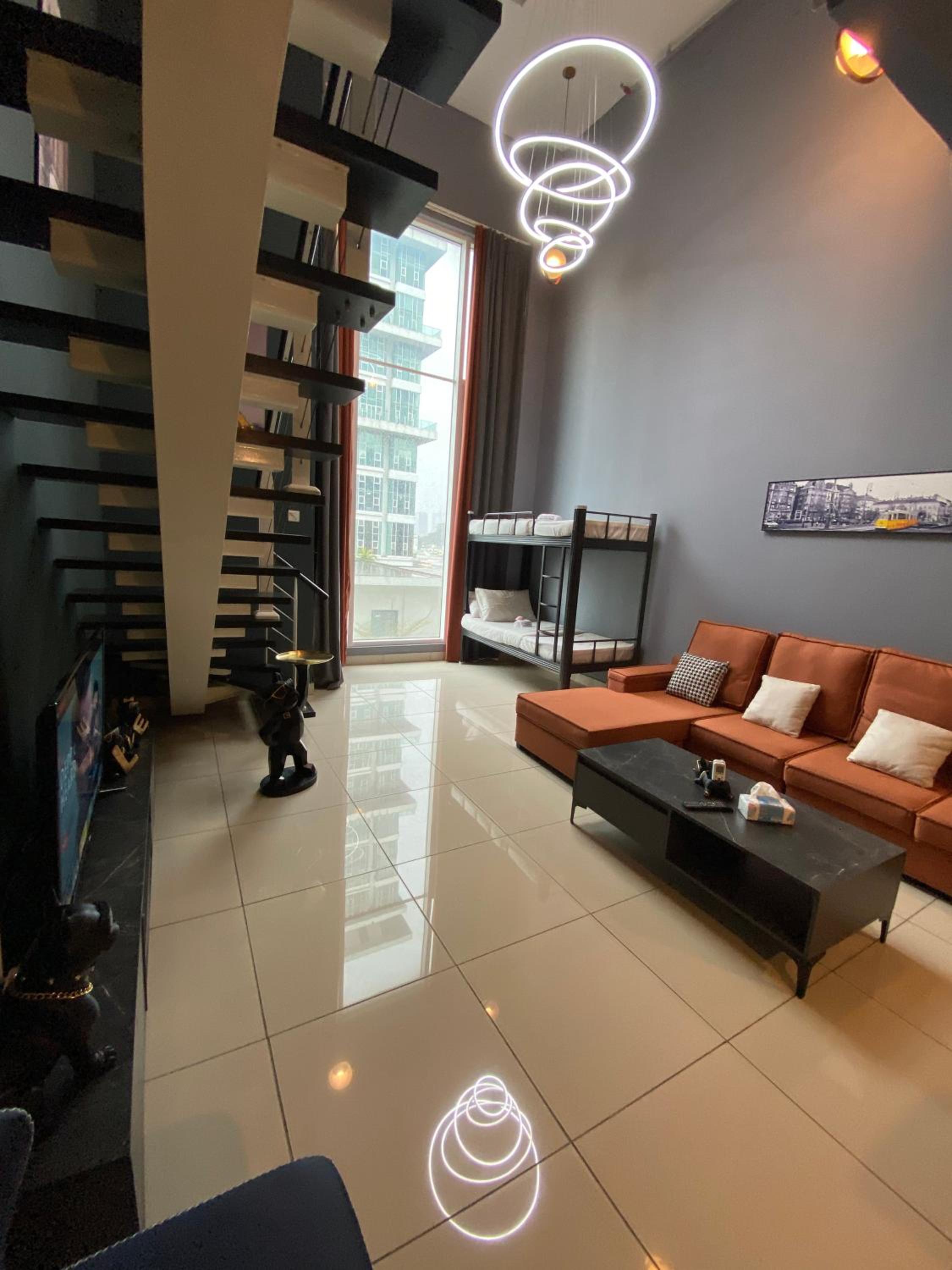 Loft Duplex Suite Kuala Lumpur Nr Midvalley 4to6pax
