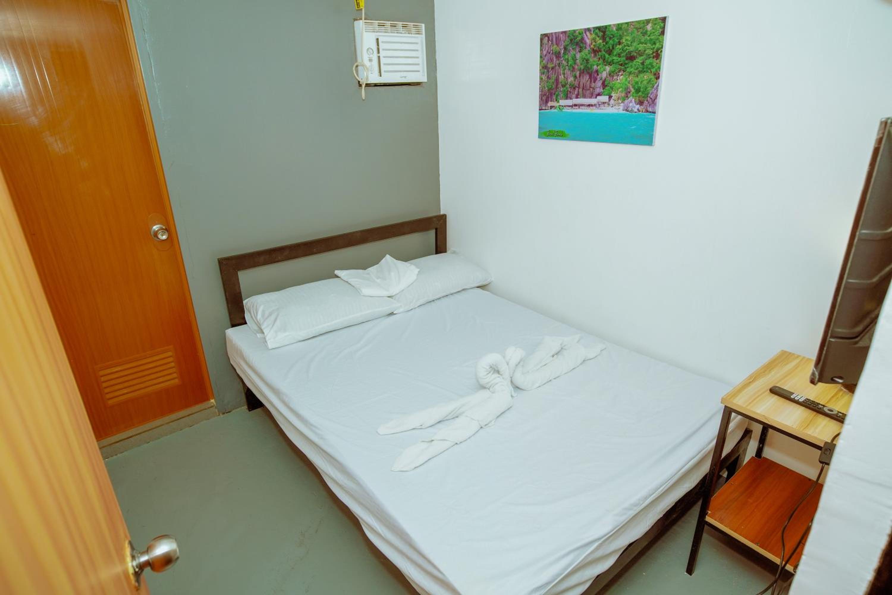 Adventourist Inn Coron