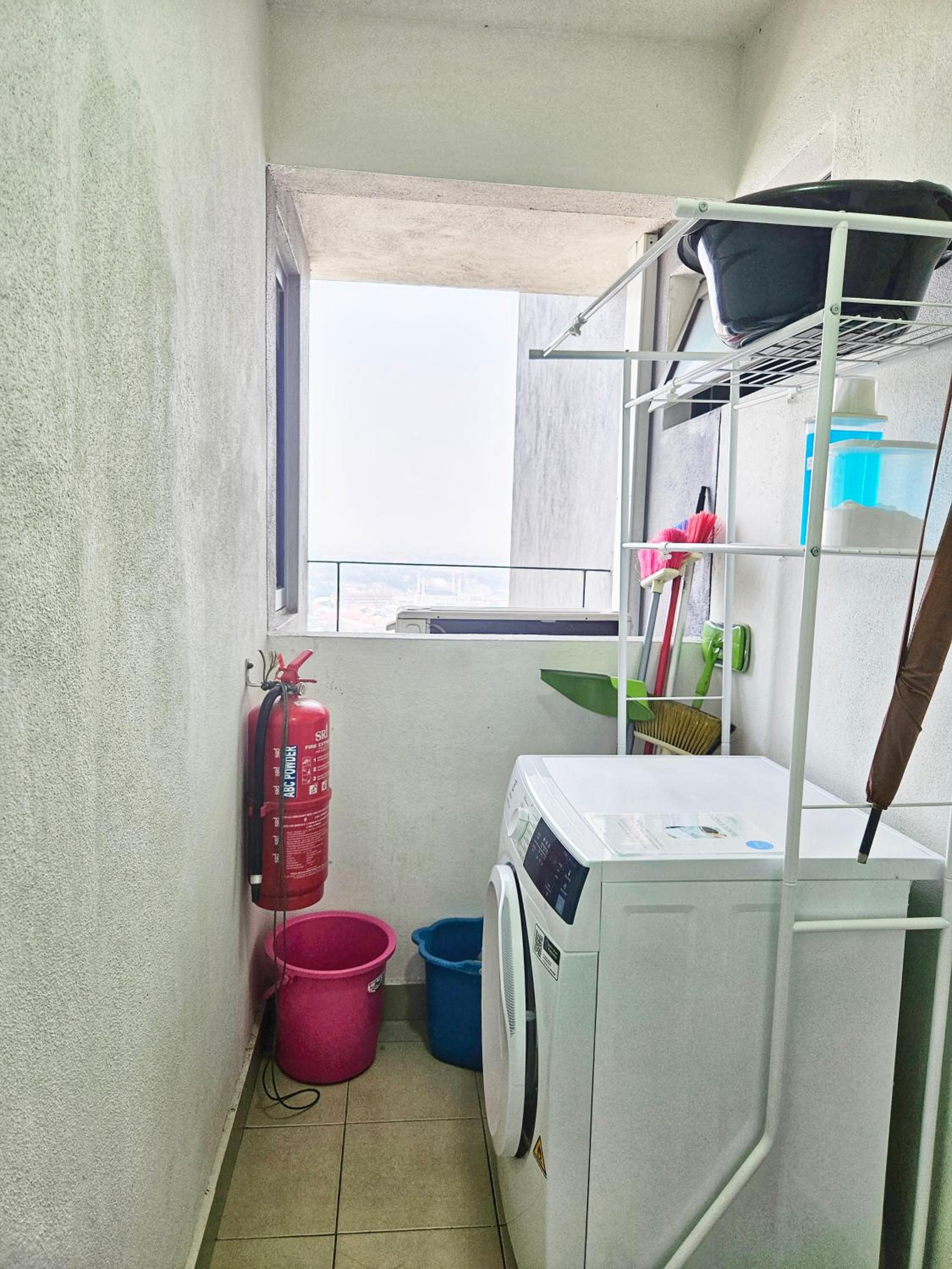Oasisstay 4 Bedrooms Apartment With Studio at Bangi Sentral photo 5
