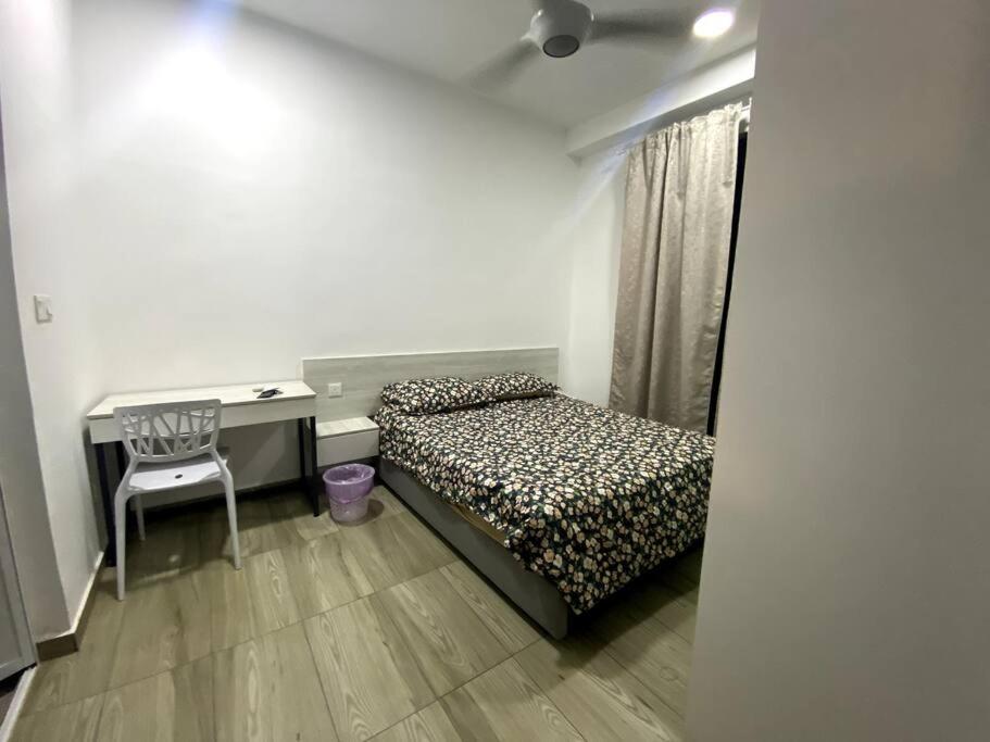 The Stay Guest House @ Kenwingston Residence photo 3