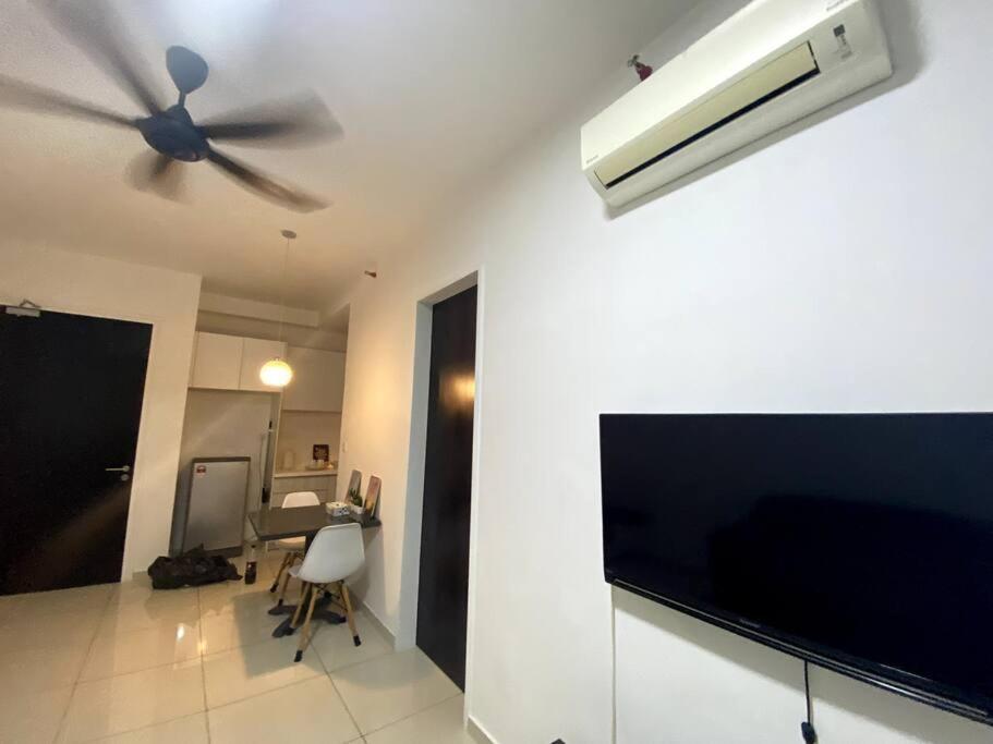 The Stay Guest House @ Kenwingston Residence photo 6