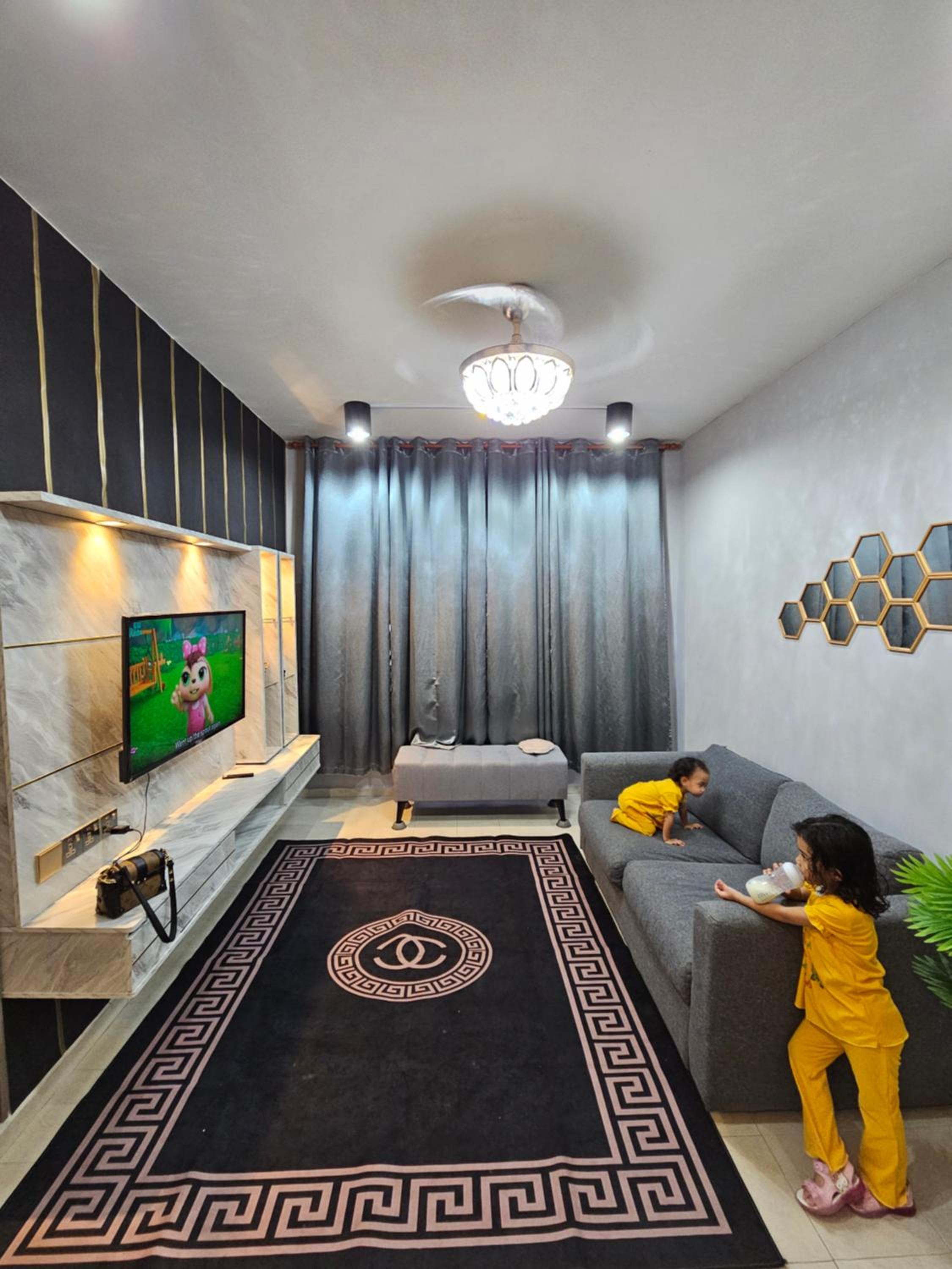 Dieyra Homestay