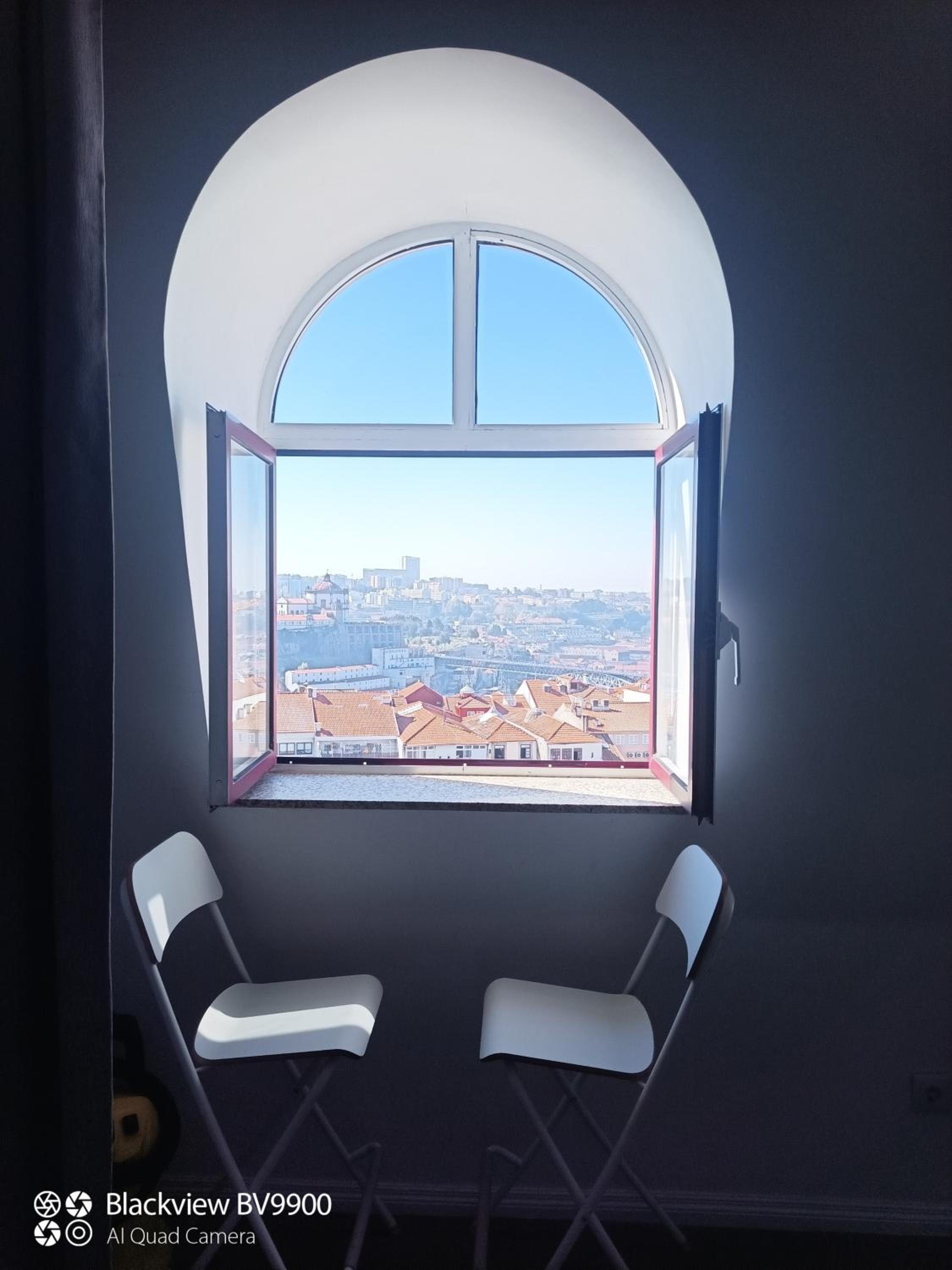 Oporto apartment Batalha view 3