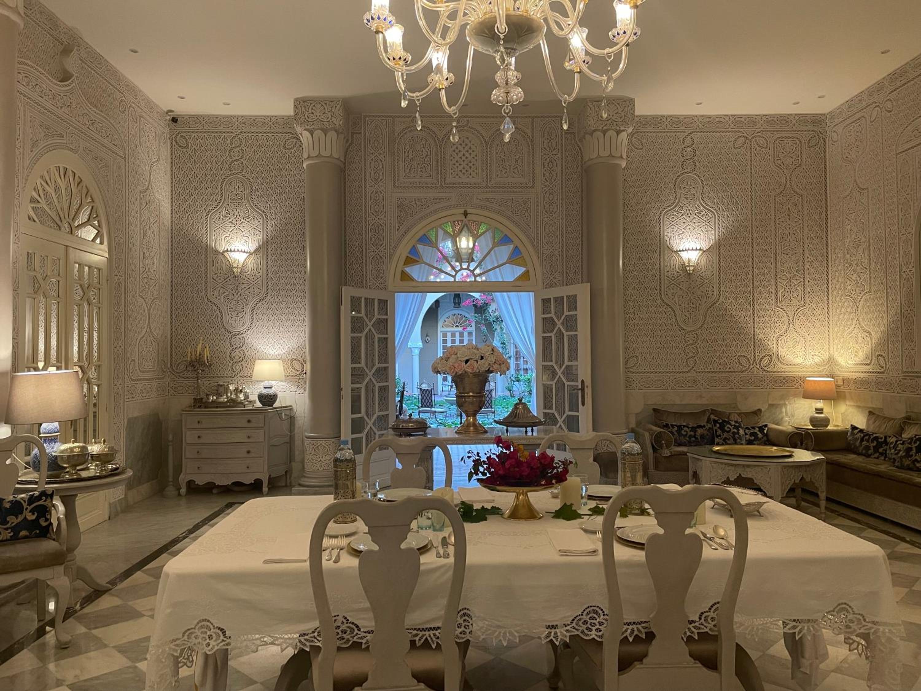 dining