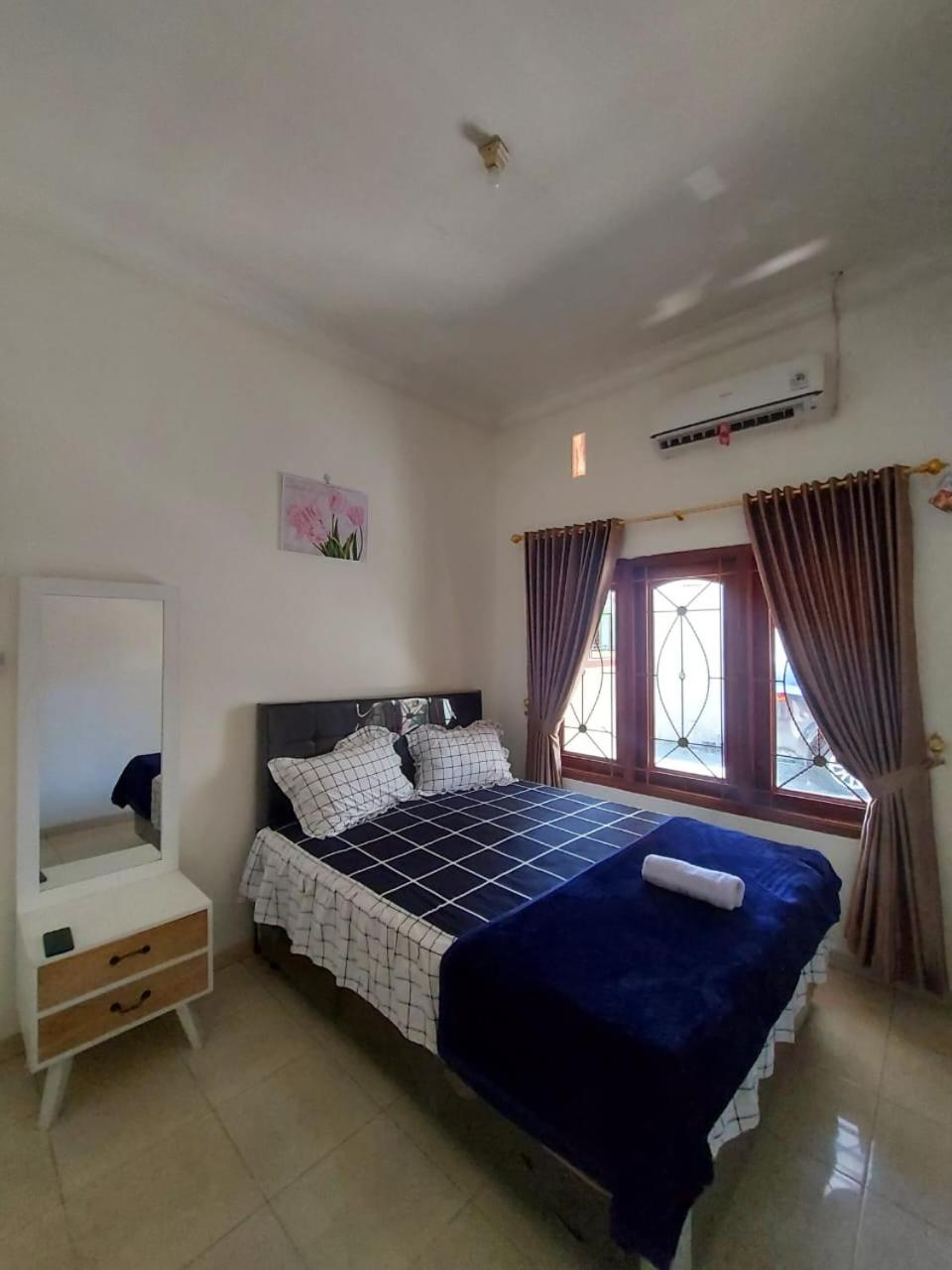 FAZILA homestay