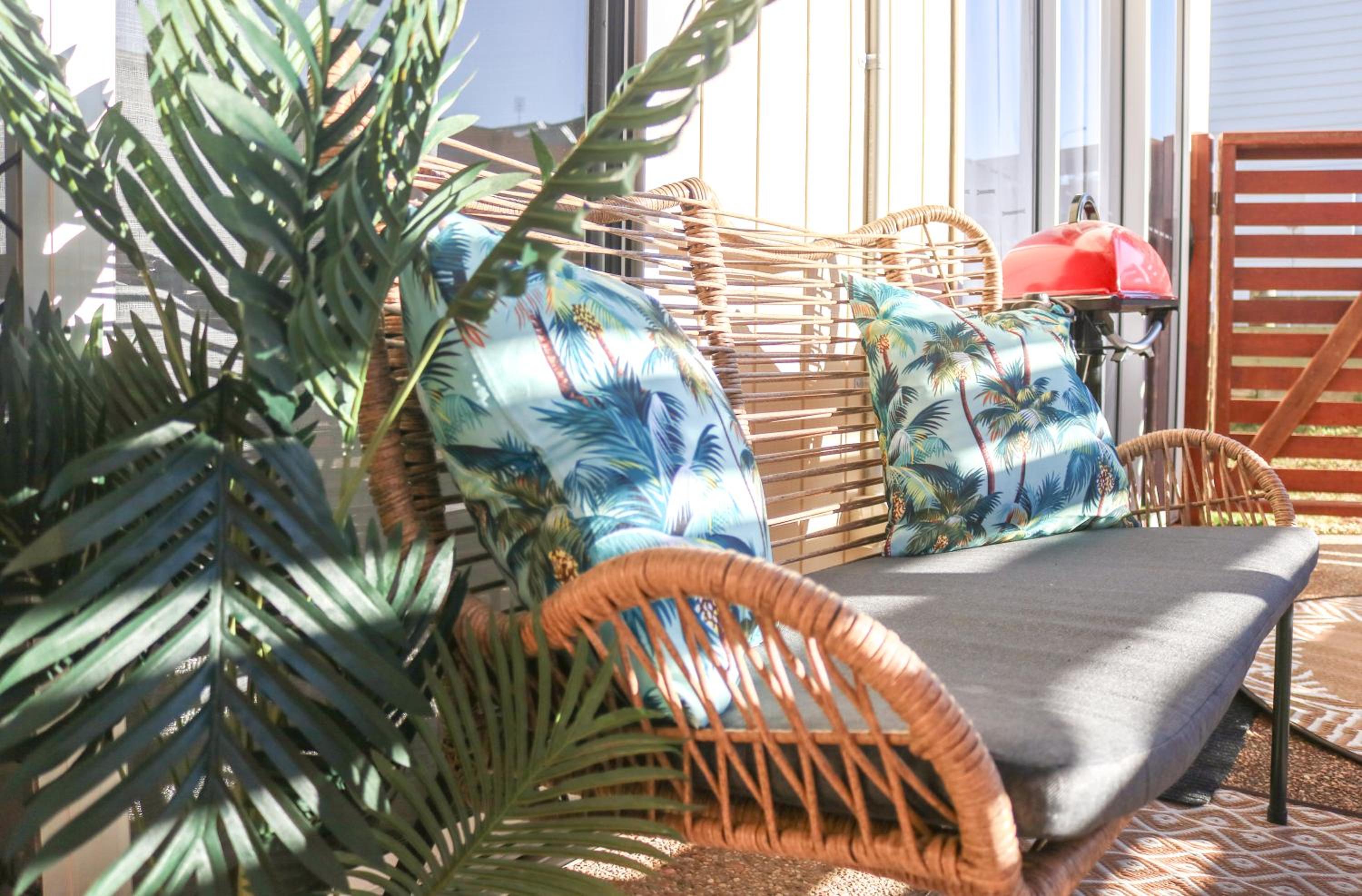 Seascape Retreat - Time to Slow Down - Suits Couples or Family with Kids with 2 sleeping spaces