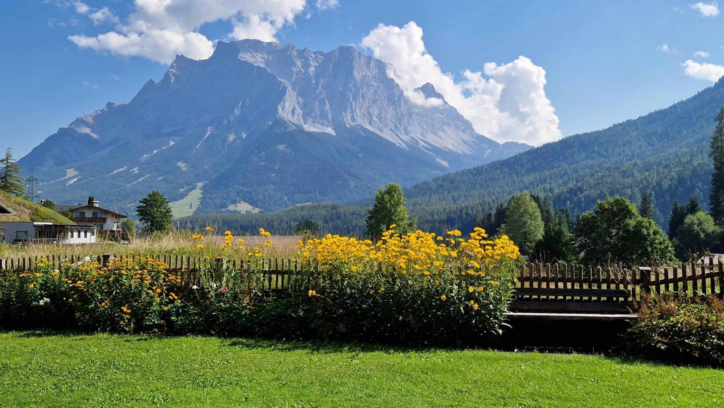 Alpinum Hostel Biberwier - Günstige Privatzimmer in der Zugspitz Arena