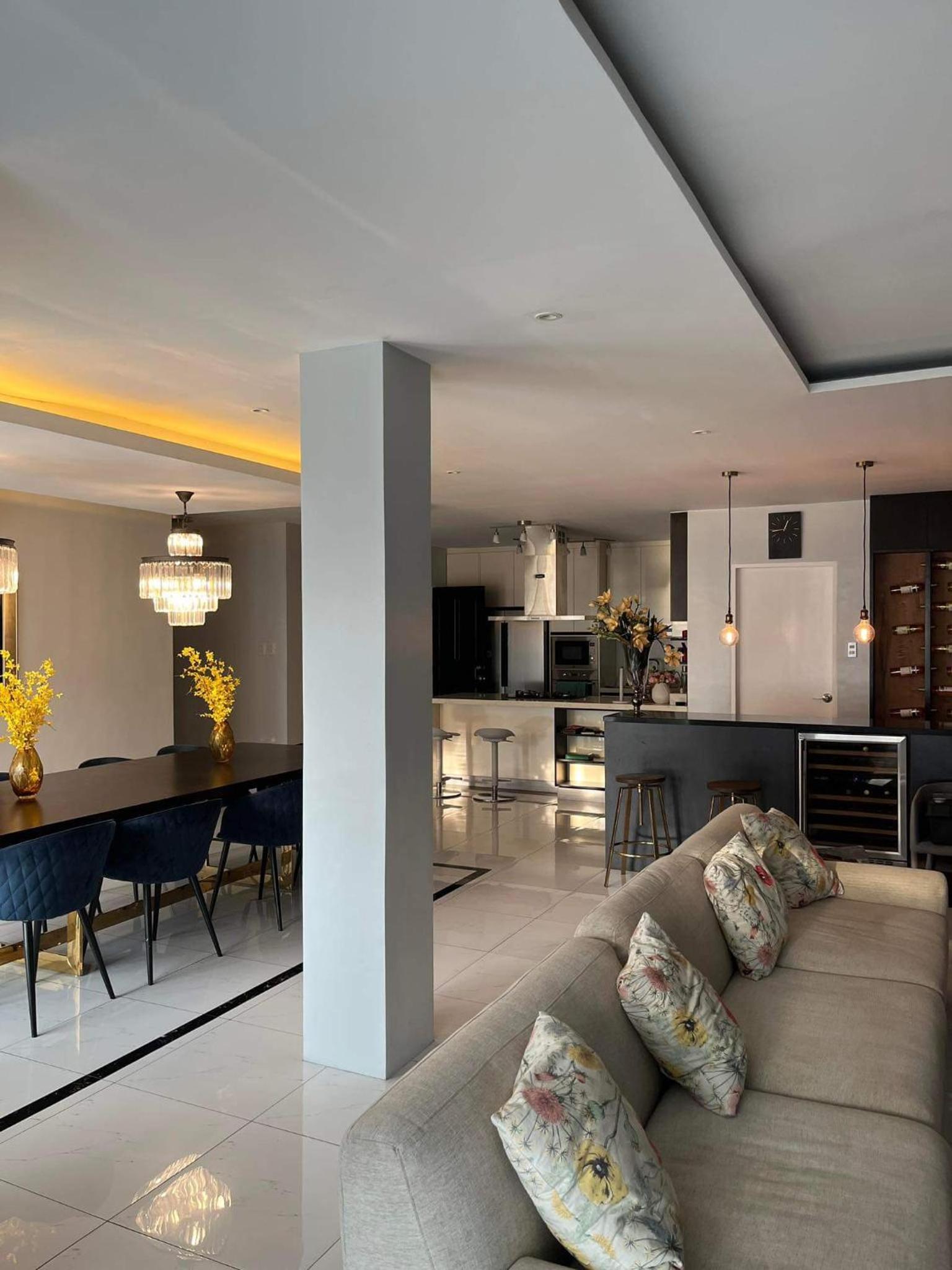 Luxury 4 Bedroom Apartment