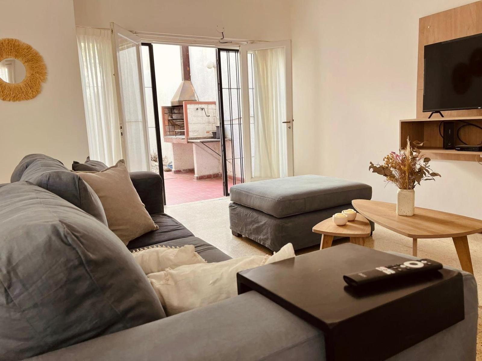 Linda y cómoda casa de tres habitaciones a metros del Parque General San Martín