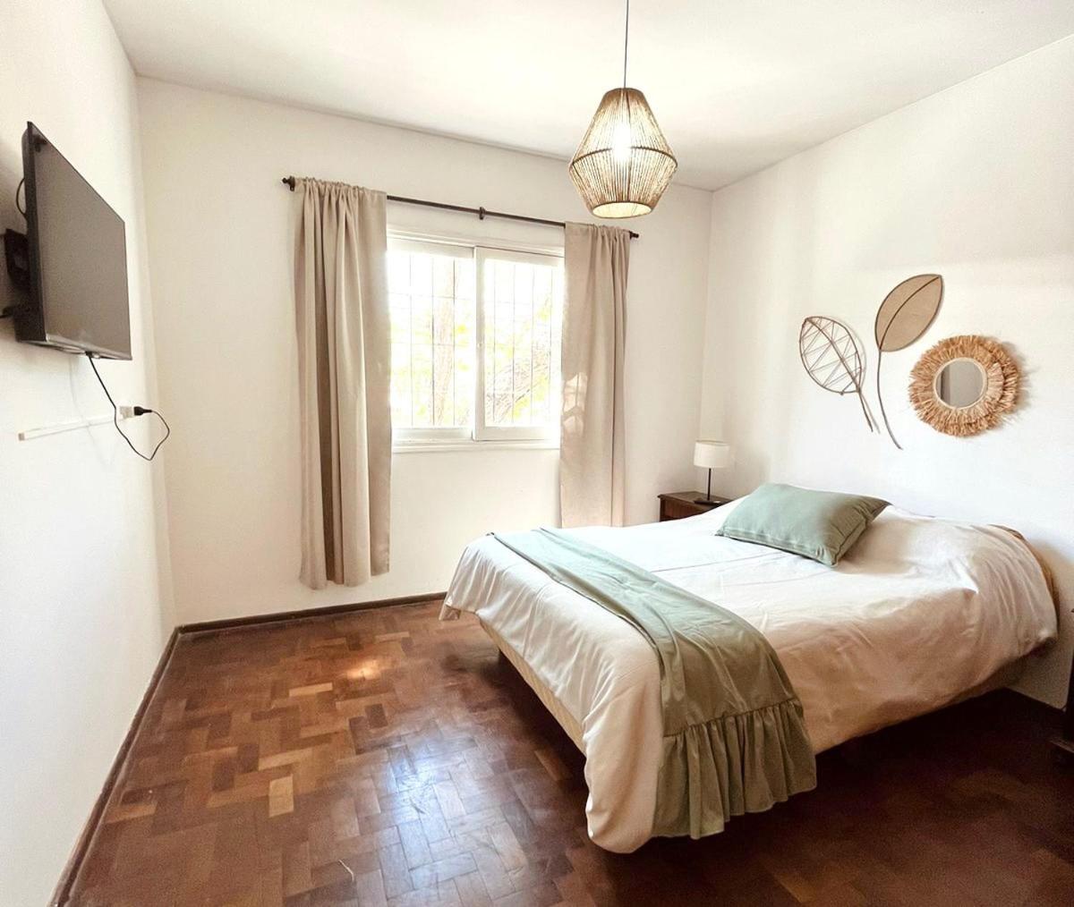 Linda y cómoda casa de tres habitaciones a metros del Parque General San Martín